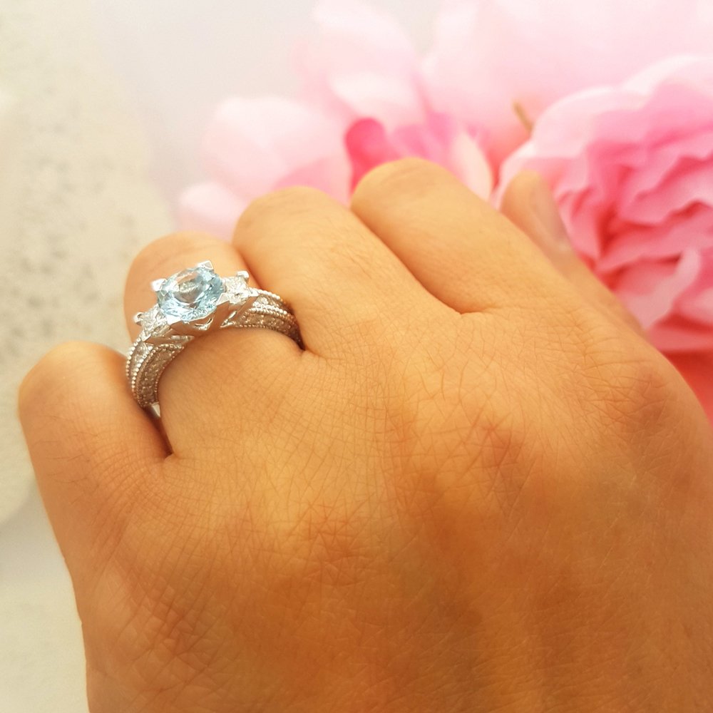 Dazzlingrock 14K White Gold Blue Aquamarine & White Diamond 3 Stone Women's Engagement Ring – Perfect for Bridal, Wedding, and Anniversary Gifts