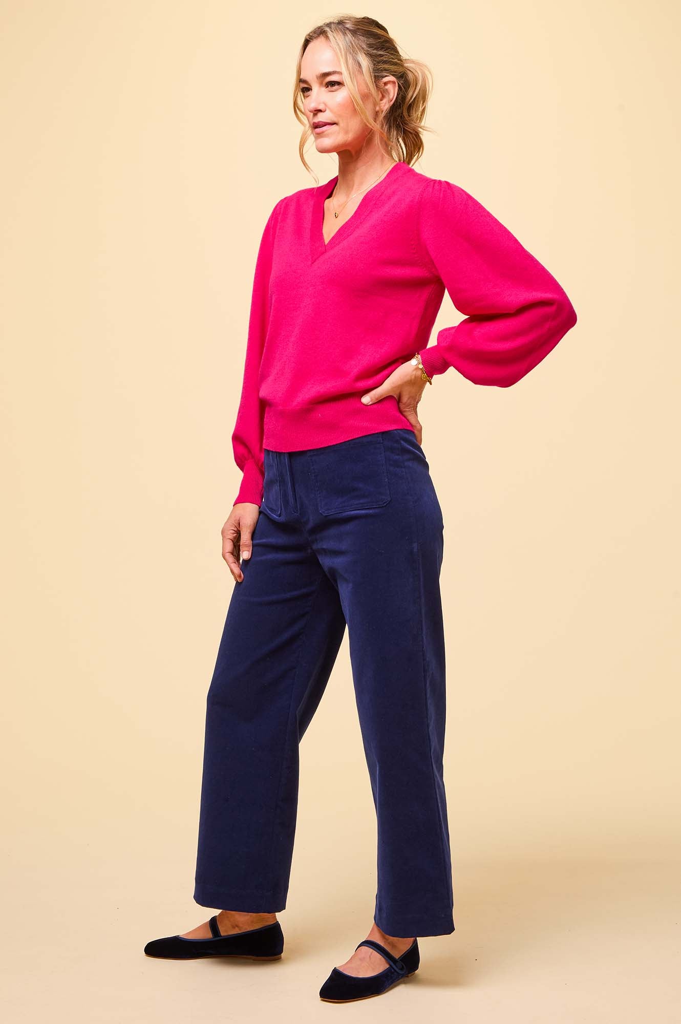 Women's Merino Wool V-Neck Sweater - Soft & Warm Bright Pink Pullover for Fall & Winter | Perfect for Office, Casual Outfits & Layering