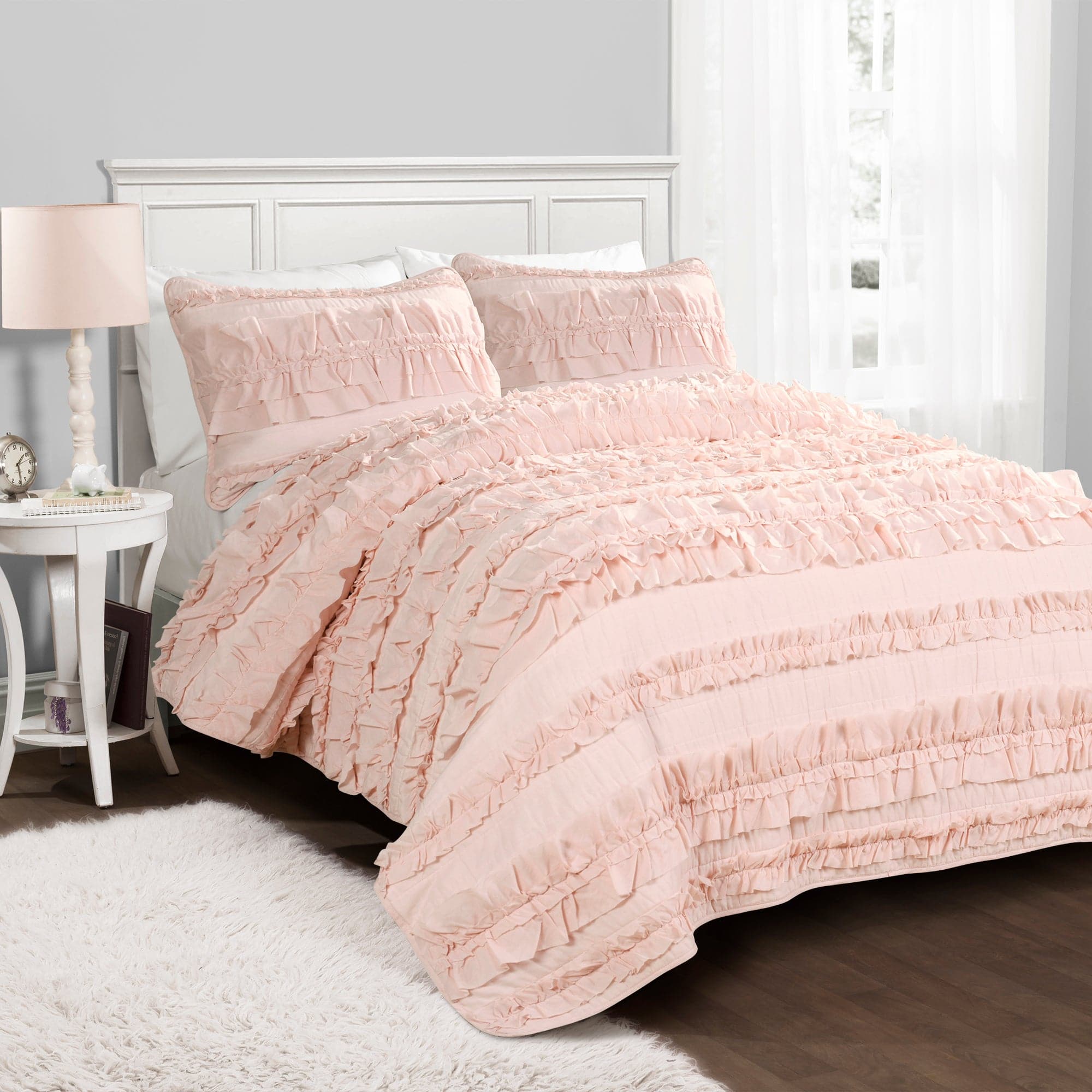 Belle Quilt 3-Piece Bedding Set - Queen Size Comforter, Pillow Shams & Bed Skirt - Soft Microfiber Luxury Quilt Set for Bedroom Decor - Perfect for Master Bedroom, Guest Room & Dorm