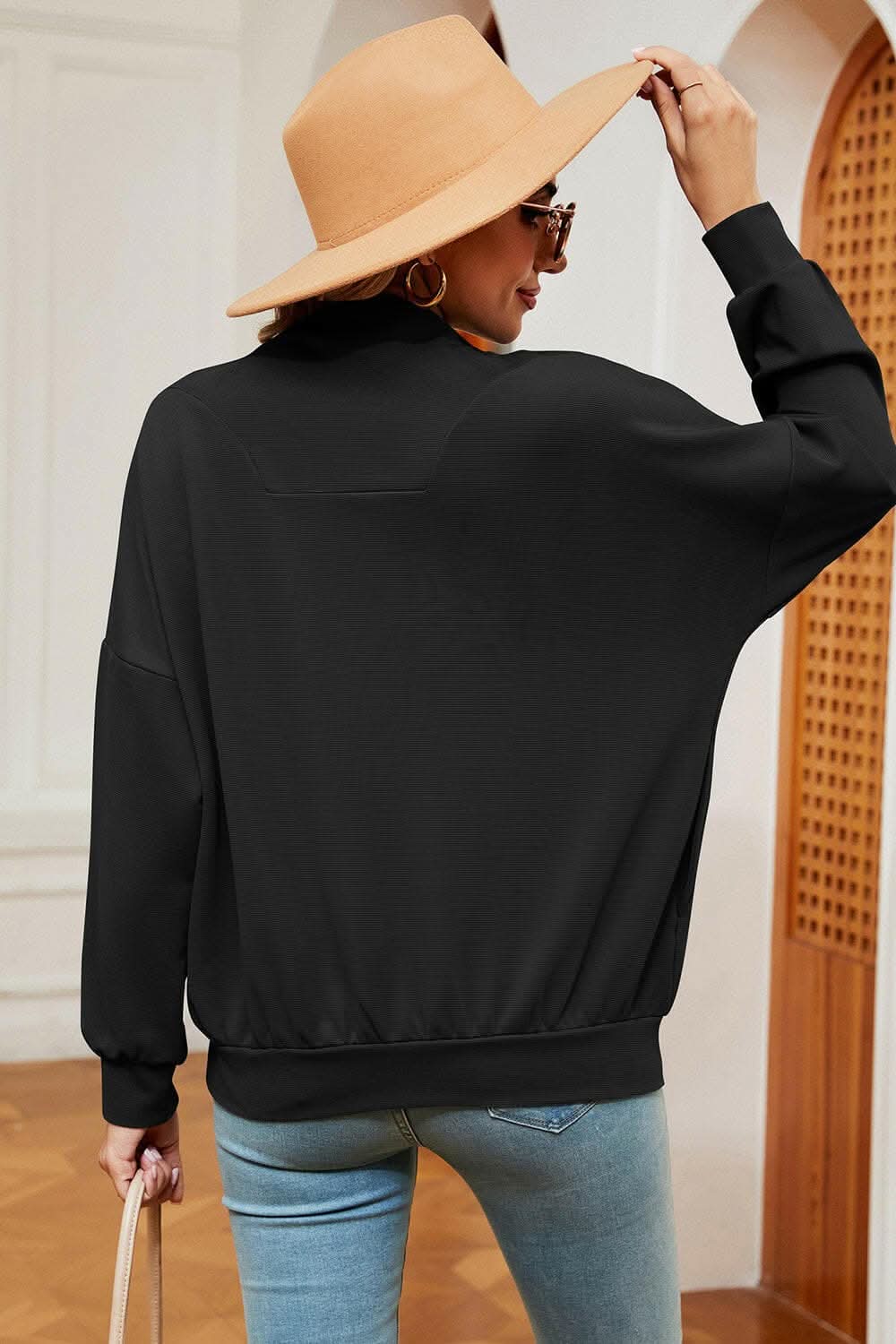 Stylish Women's Half Zip Sweatshirt with Pockets - Cozy Pullover for Casual Outfits, Outdoor Activities & Lounge Wear