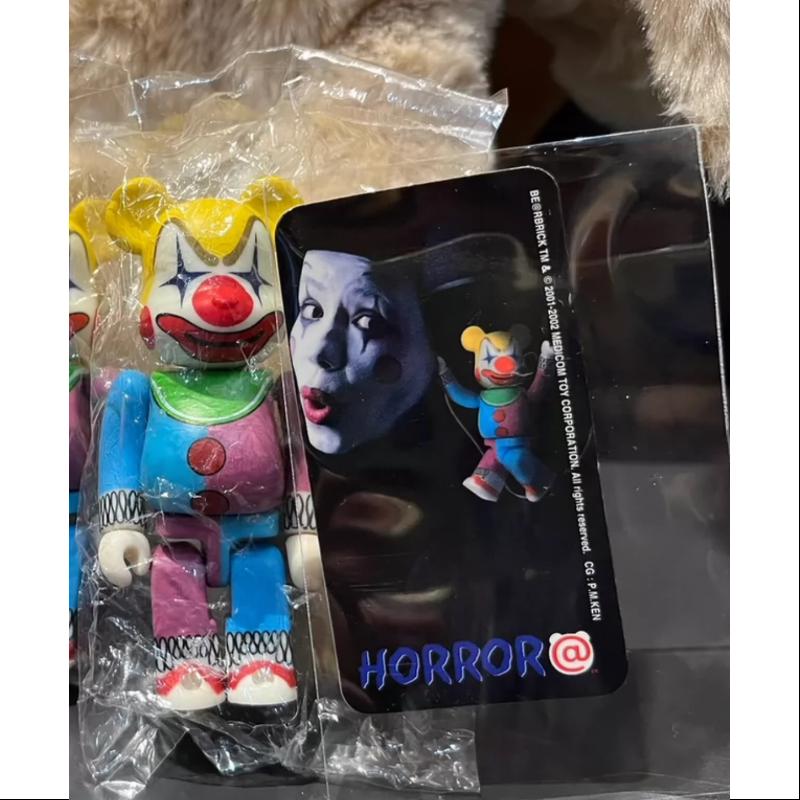 Bearbrick Series 5 HORROR CLOWN 100% Collectible Figure - Limited Edition Japanese Vinyl Art Toy for Display & Gift - Perfect for Anime Fans, Toy Collectors & Home Decor