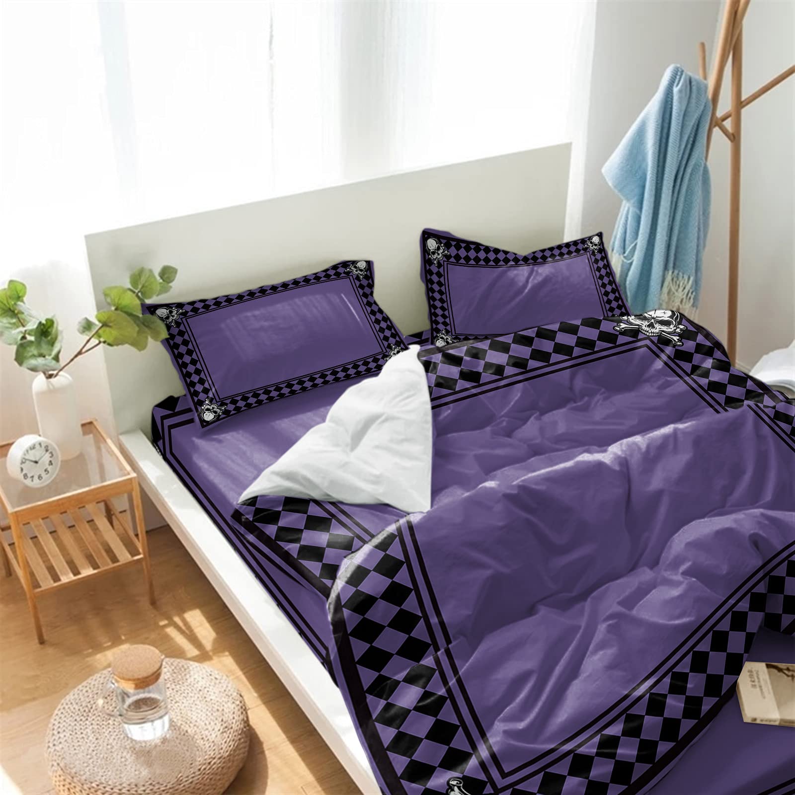 **Scary Halloween Twin Duvet Cover Set - 4 Piece Black Diamond Plaid Skull Design, Lightweight Microfiber Bedding with Pillowcases (Purple) - Perfect for Spooky Bedroom Decor & Themed Parties**