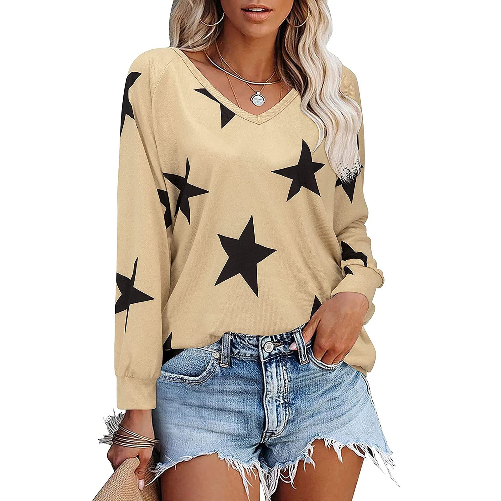 **Stylish Women's Long Sleeve Star Cartoon Print Knit Sweater Top - Casual Blouse for Women - Perfect for Fall & Winter Outfits, Office Wear & Holiday Parties**
