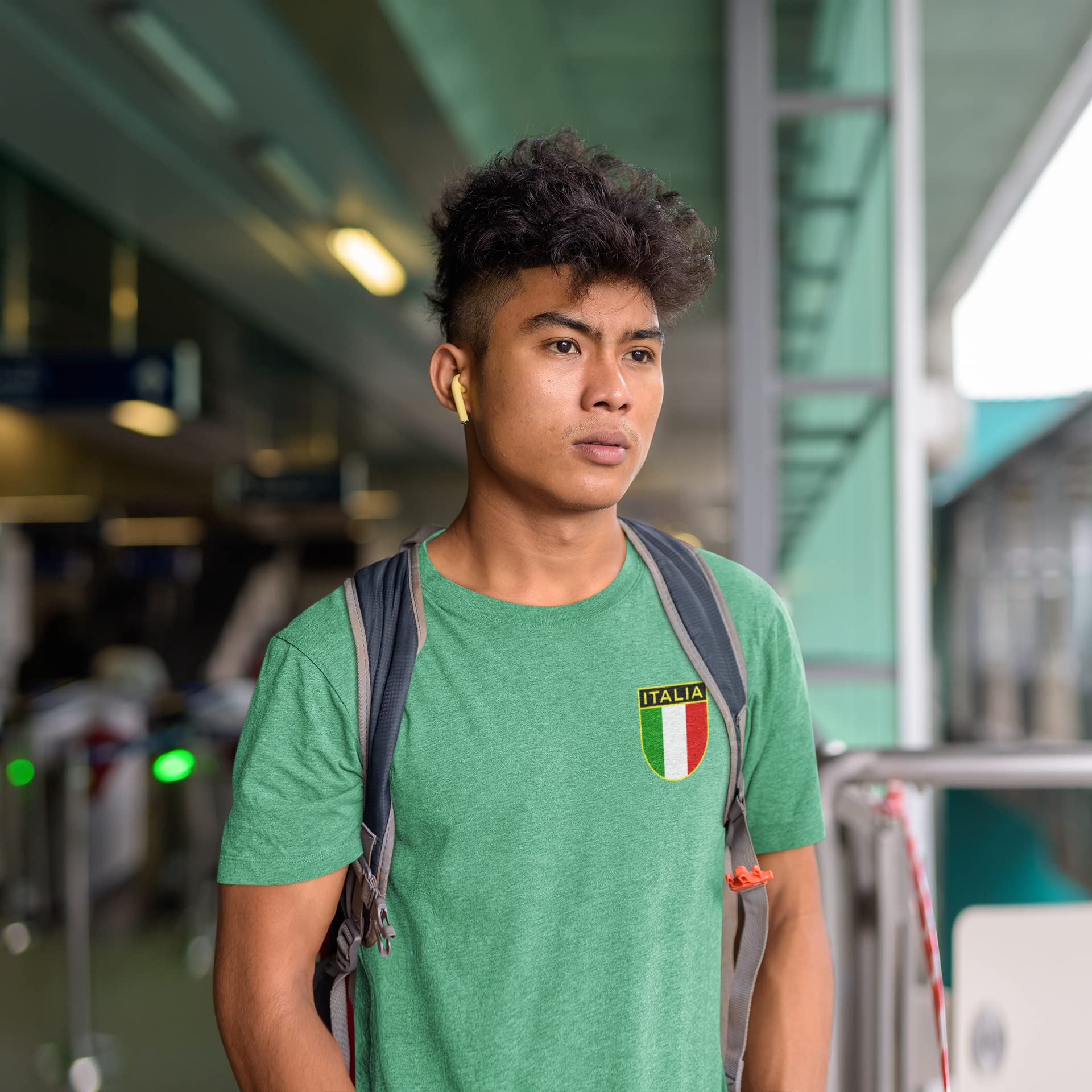 Vintage Italy Soccer National Team Graphic T-Shirt for Men - Retro Football Jersey Tee - Perfect for Match Days, Fan Events & Casual Wear