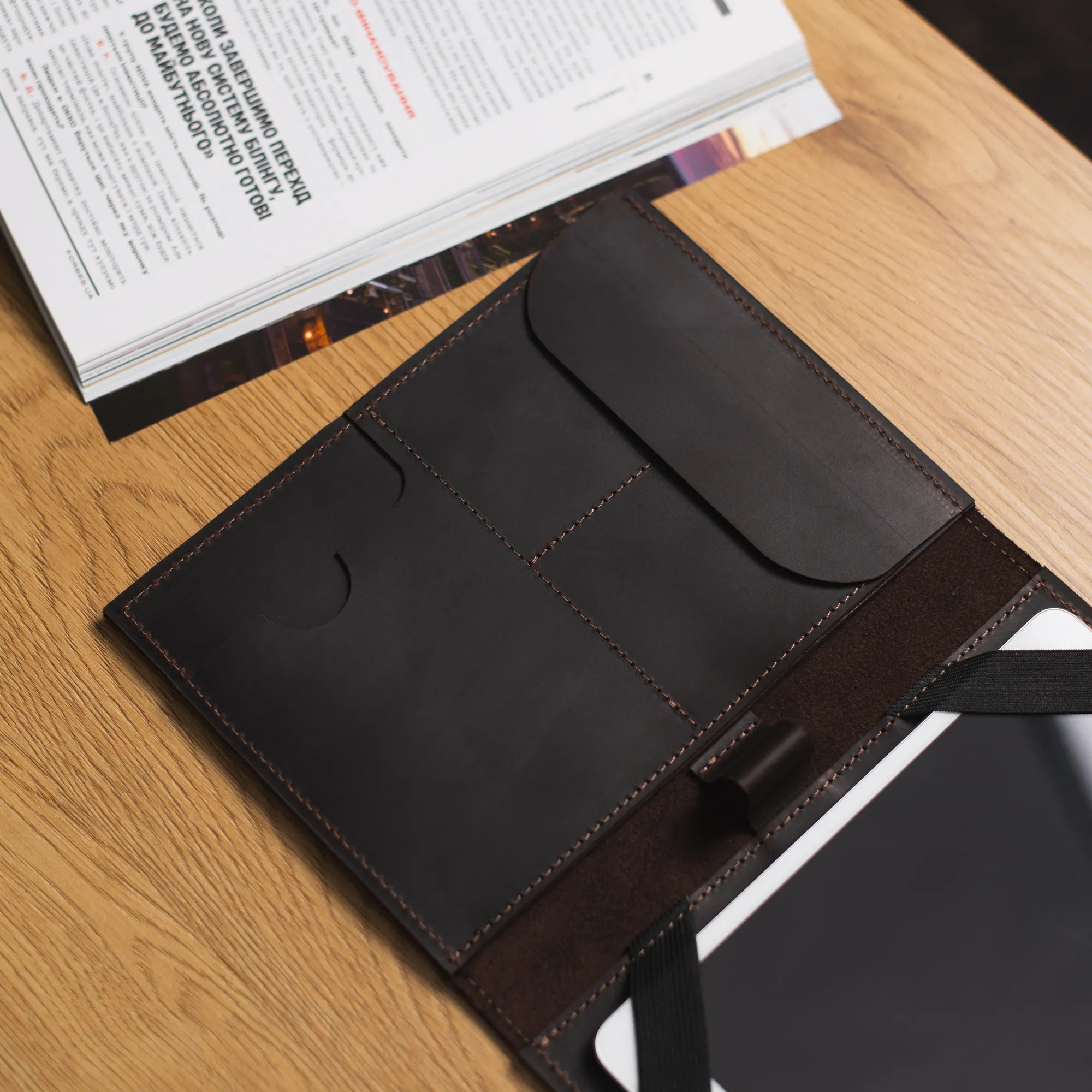 Premium Genuine Leather iPad Portfolio Case - Slim Protective Cover for iPad Pro/Air/Mini with Stand Function | Perfect for Business, Travel & Home Use
