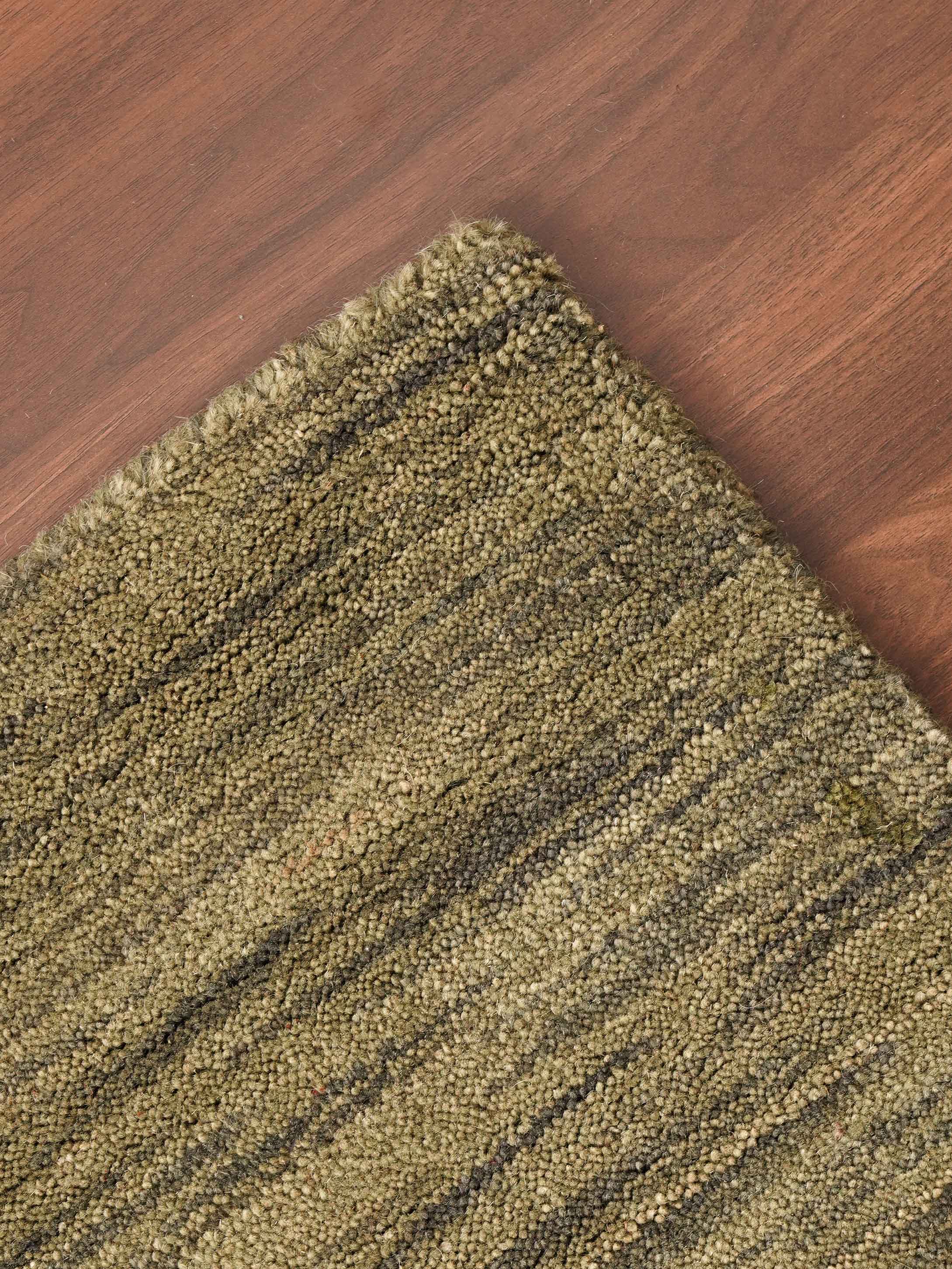 Silken Premium Hand Knotted Wool Rug - Luxurious Soft & Durable Handmade Carpet for Living Room, Bedroom, Dining Area - Perfect for Home Decor & Interior Design