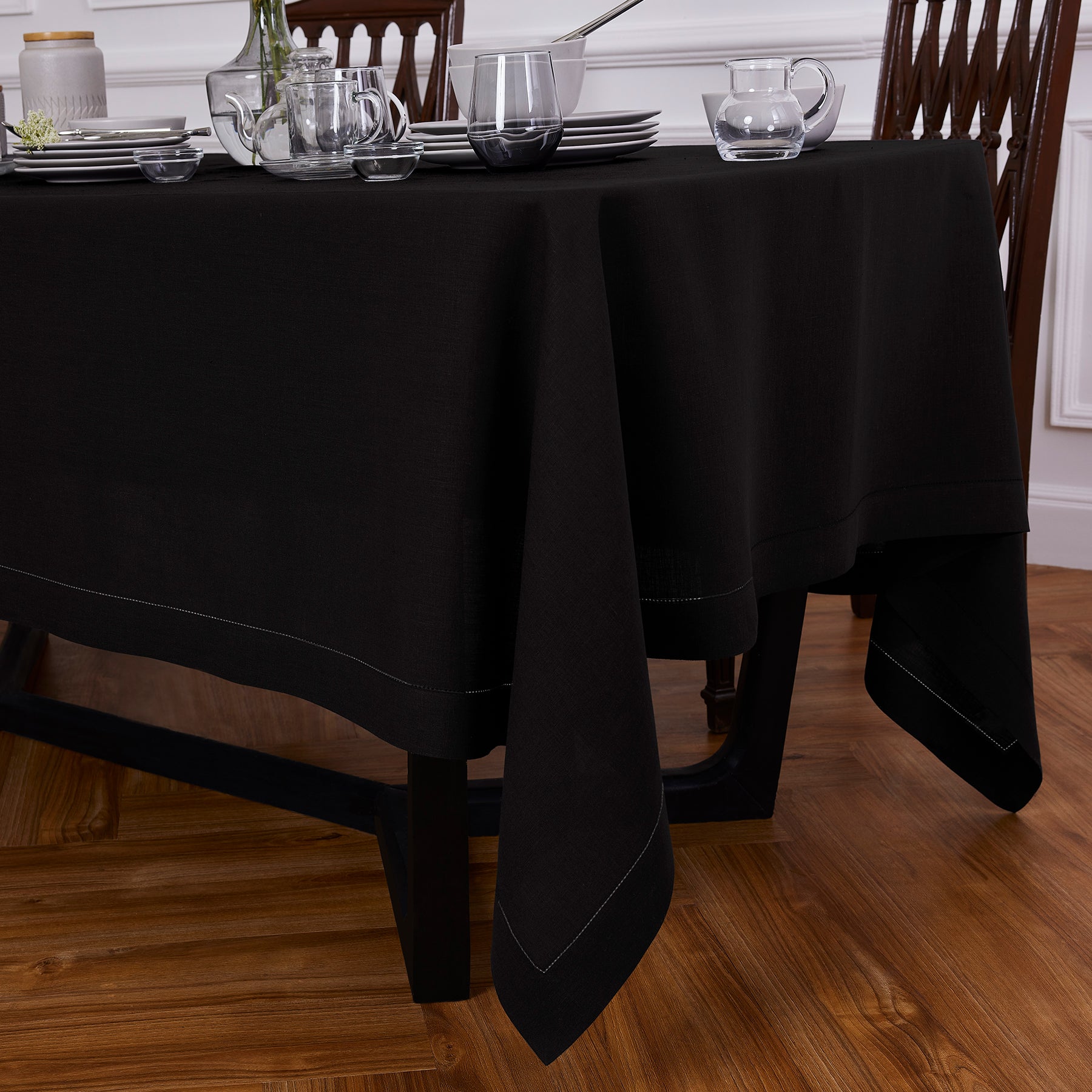Elegant Sonoma Hemstitch Tablecloth - Premium Cotton Dining Table Cover for Formal Dinners & Special Occasions