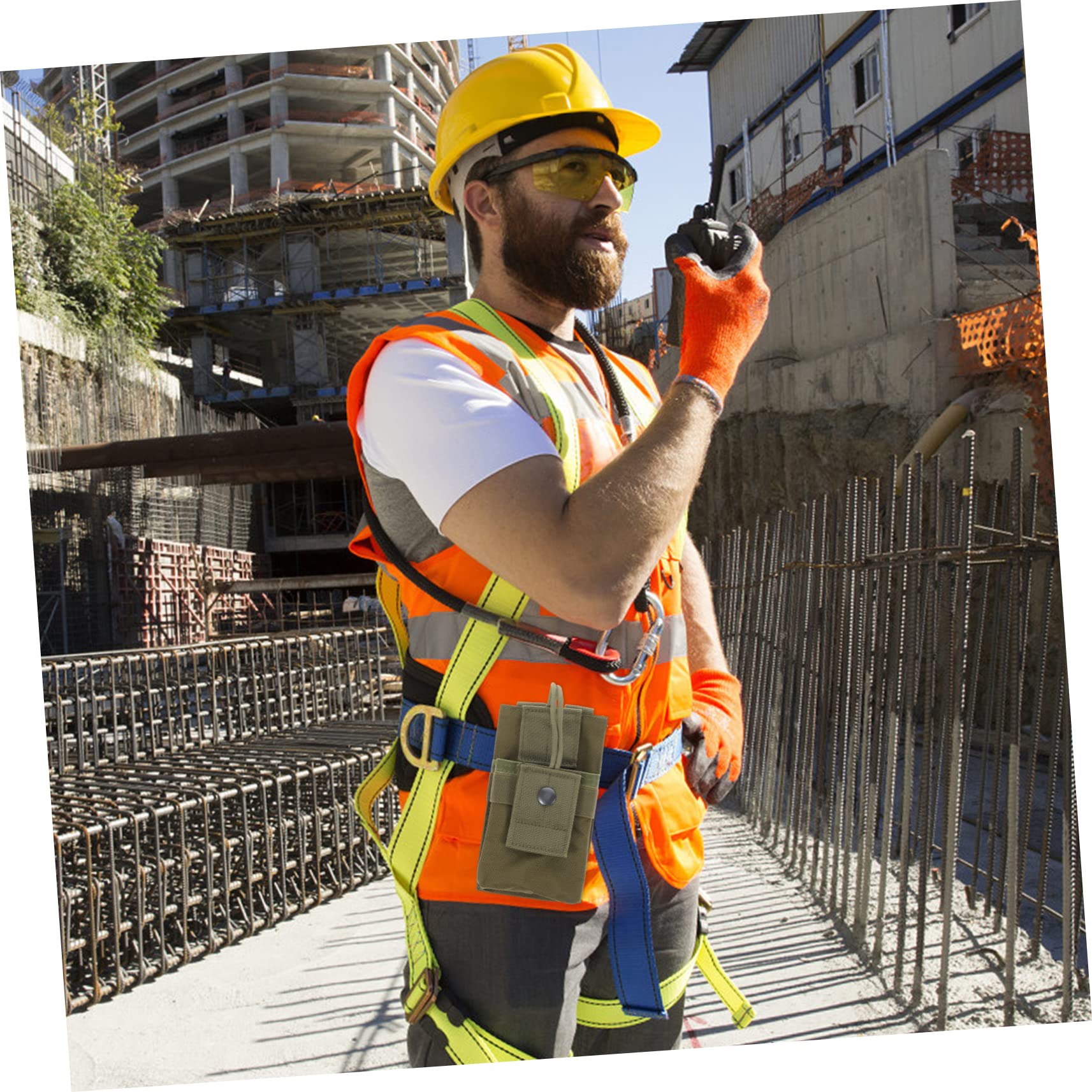 Veemoon Outdoor Radio Carrier Holder - Multi-Functional Walkie Talkie Vest Case with Adjustable Straps & Durable Nylon Material - Perfect for Hiking, Camping & Construction Work