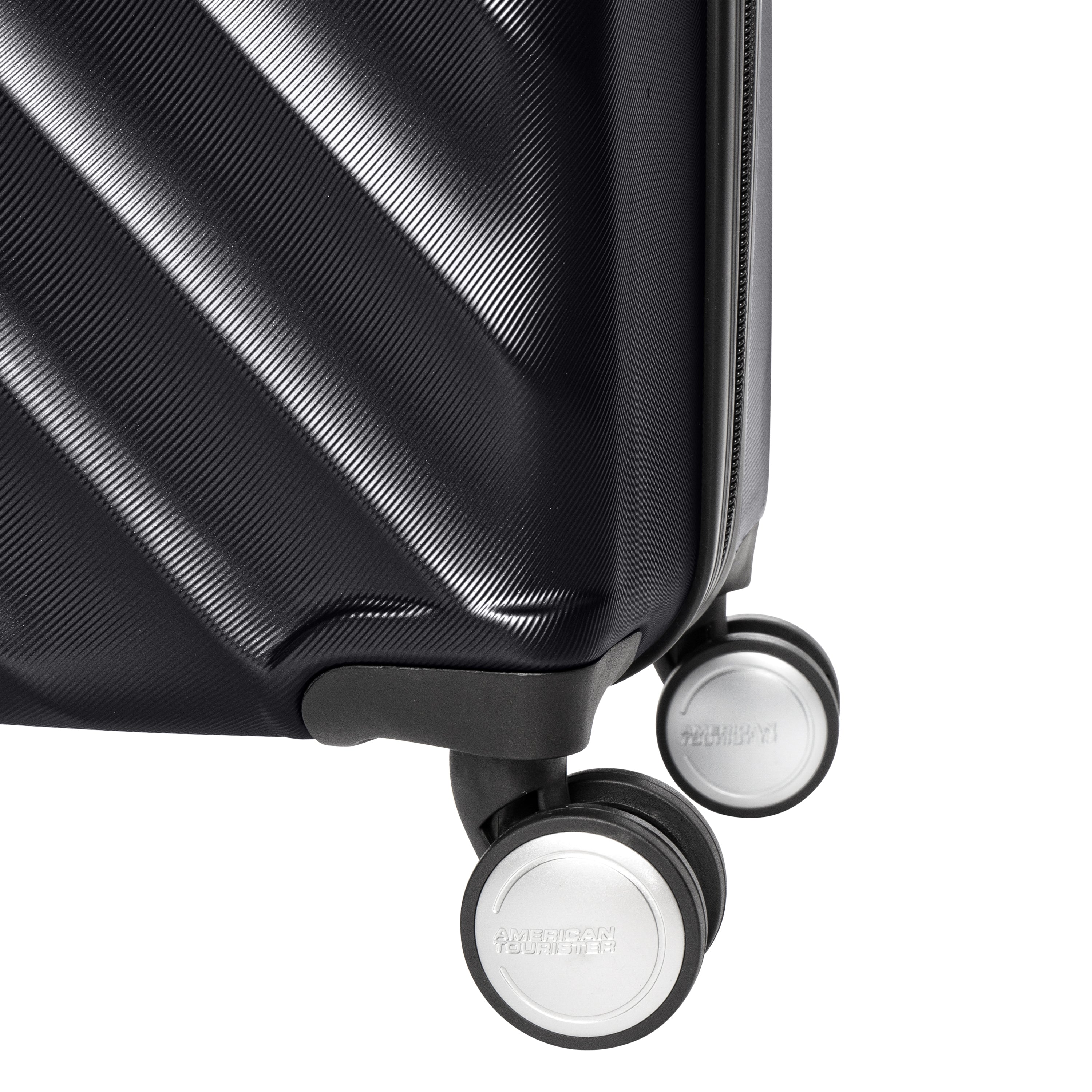 American Tourister Crave Collection Carry On Spinner Luggage - Lightweight Hardshell Suitcase with 360° Wheels for Air Travel & Weekend Getaways