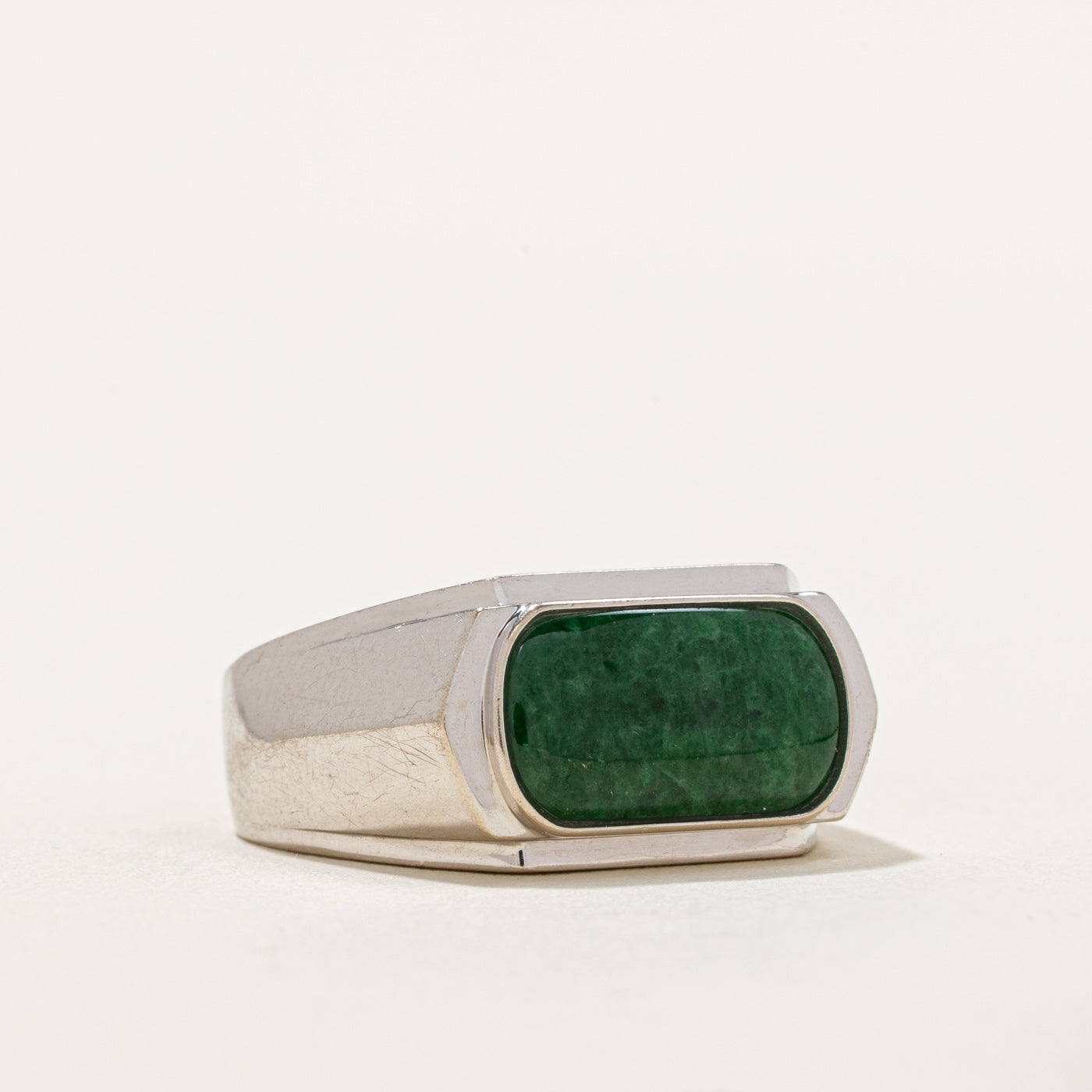 East West Cabochon Jadeite Cocktail Ring - 1.50ct Genuine Jade Stone - Size 8.75 - Vintage Inspired Jewelry for Women - Perfect for Evening Parties, Weddings & Special Occasions