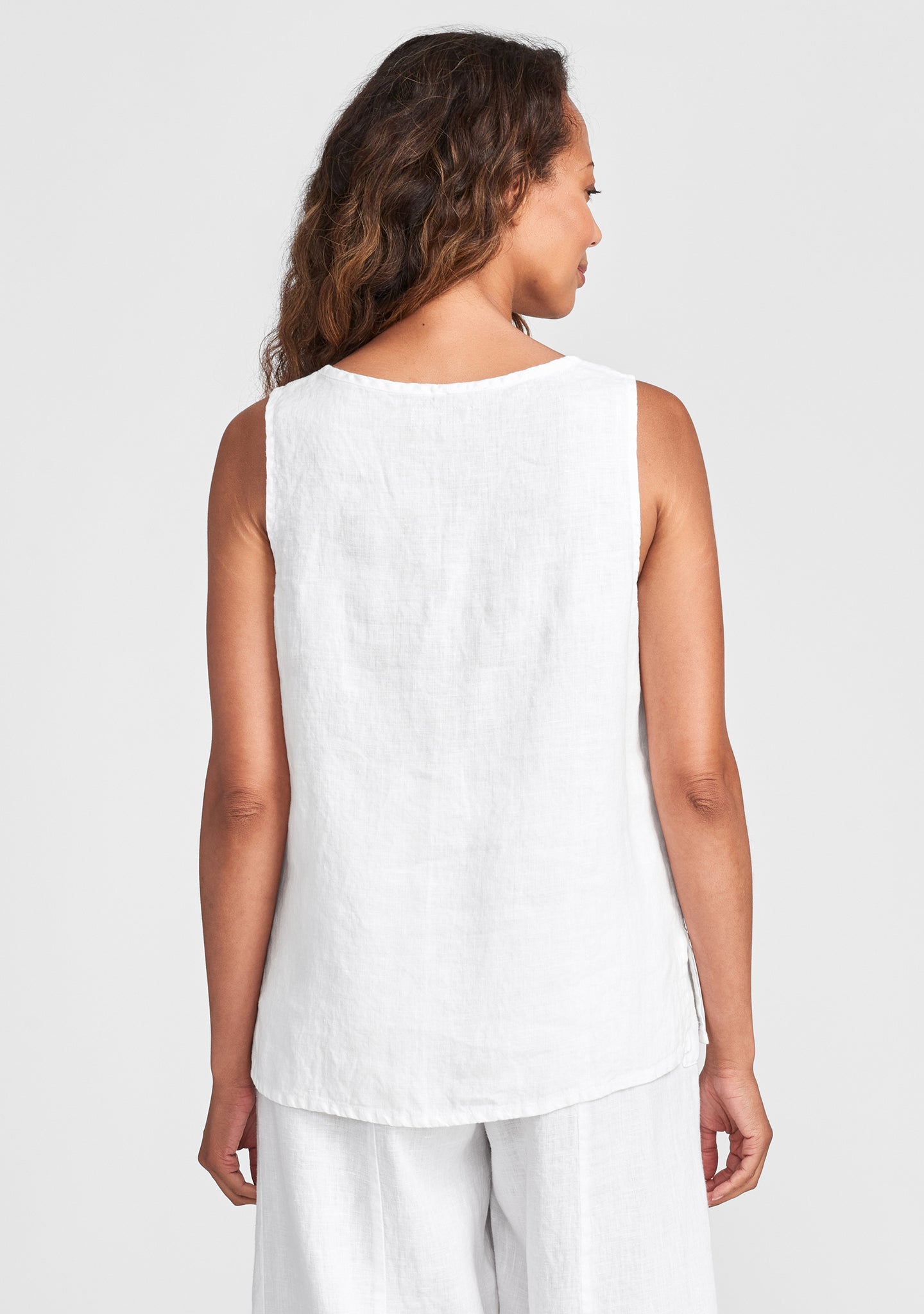 Essential Linen Tank Top for Women - Breathable & Comfortable Summer Casual Wear - Perfect for Beach, Yoga, and Everyday Outfits