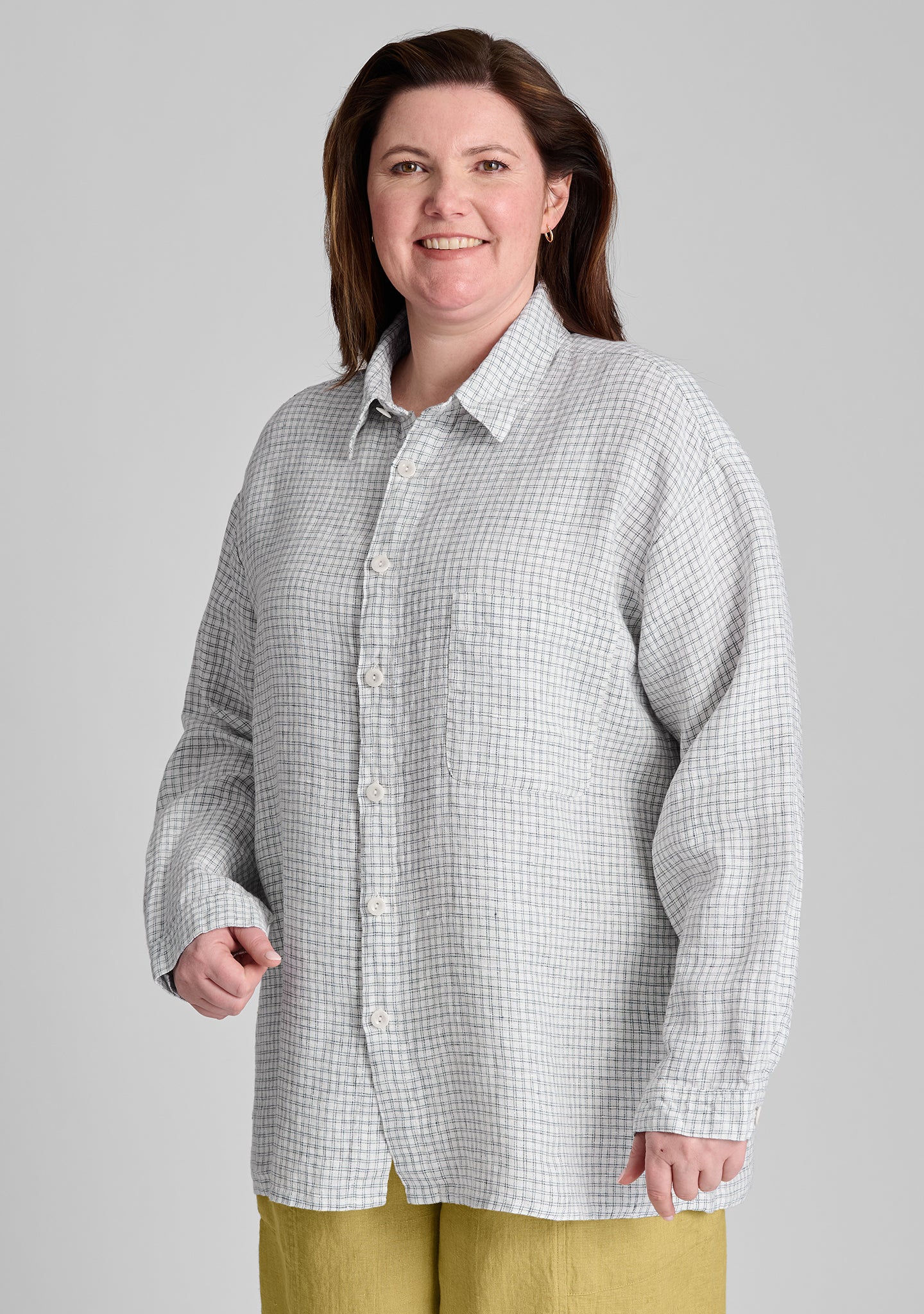 Premium Linen Button Down Shirt for Men & Women | Breathable & Comfortable Casual Wear | Perfect for Office, Travel & Summer Outfits