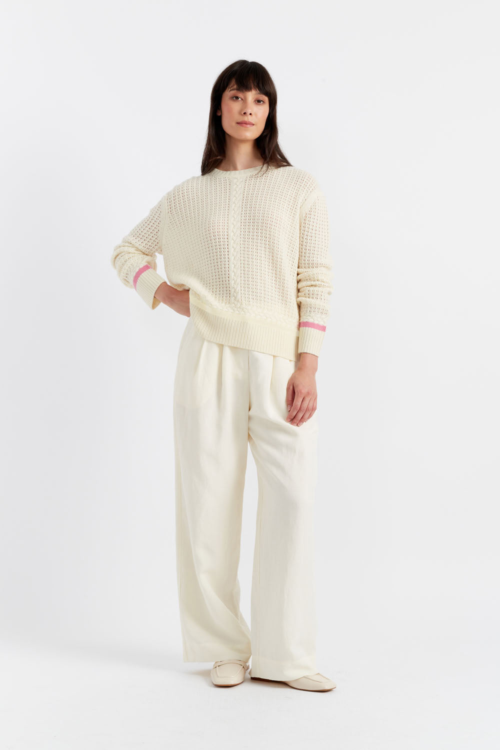 Luxury Cream Wool Cashmere Sweater for Women - Soft & Warm Winter Knitwear - Perfect for Casual Outfits & Cozy Evenings