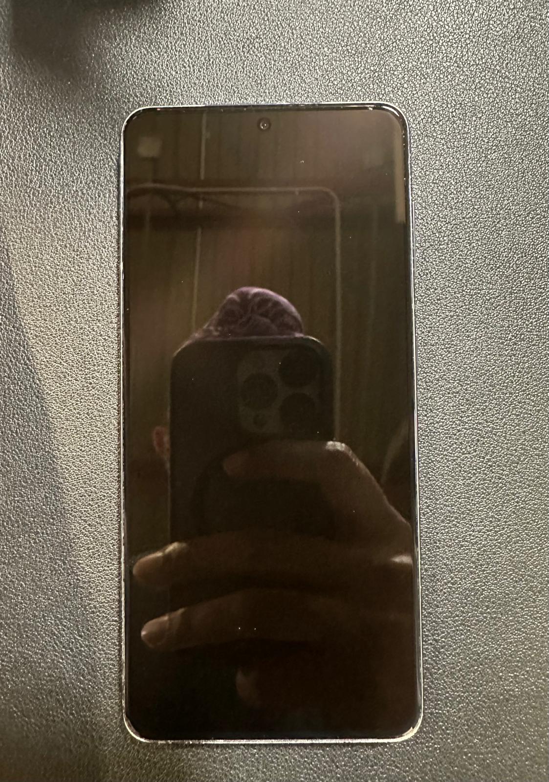 SAMSUNG Galaxy S21 5G Unlocked Smartphone (256GB, 8GB RAM) 6.2