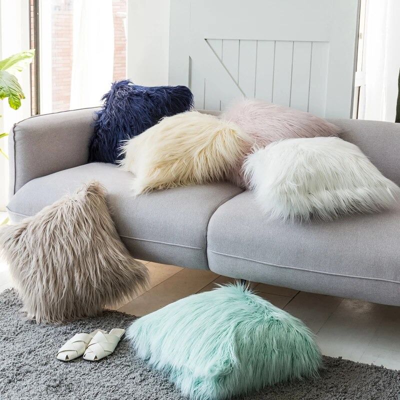 Soft Dusty Pink Faux Fur Cushion Cover - Cozy Decorative Pillow Case for Sofa, Bed, Living Room & Home Decor