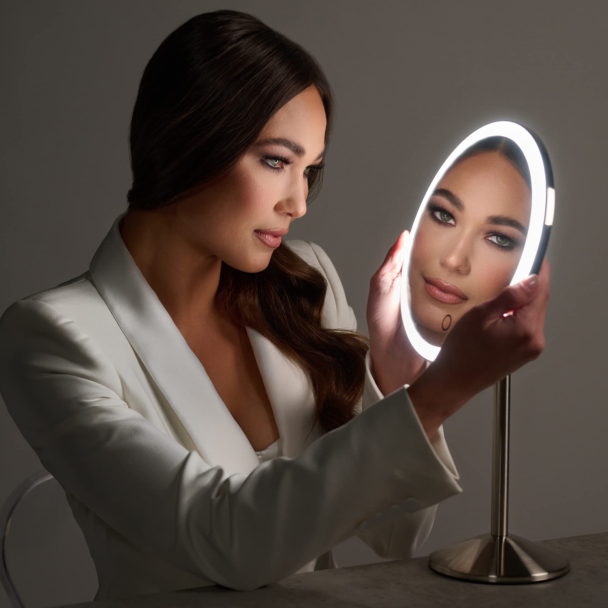 Wireless LED Vanity Mirror with 5X Magnification & Adjustable Brightness - Rechargeable Makeup Mirror for Home & Travel - Perfect for Makeup Application, Skincare Routine & Professional Beauty Use