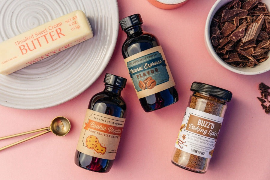 Pure Madagascar Vanilla Extract for Baking - Natural Flavor Enhancer for Cookies, Cakes & Desserts | Perfect for Home Bakers & Professional Chefs