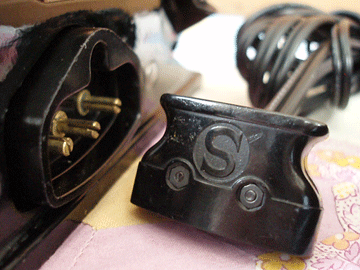 Vintage Original Singer Foot Controller - Sewing Machine Pedal for Hands-Free Operation | Perfect for Quilting, Dressmaking & Crafting