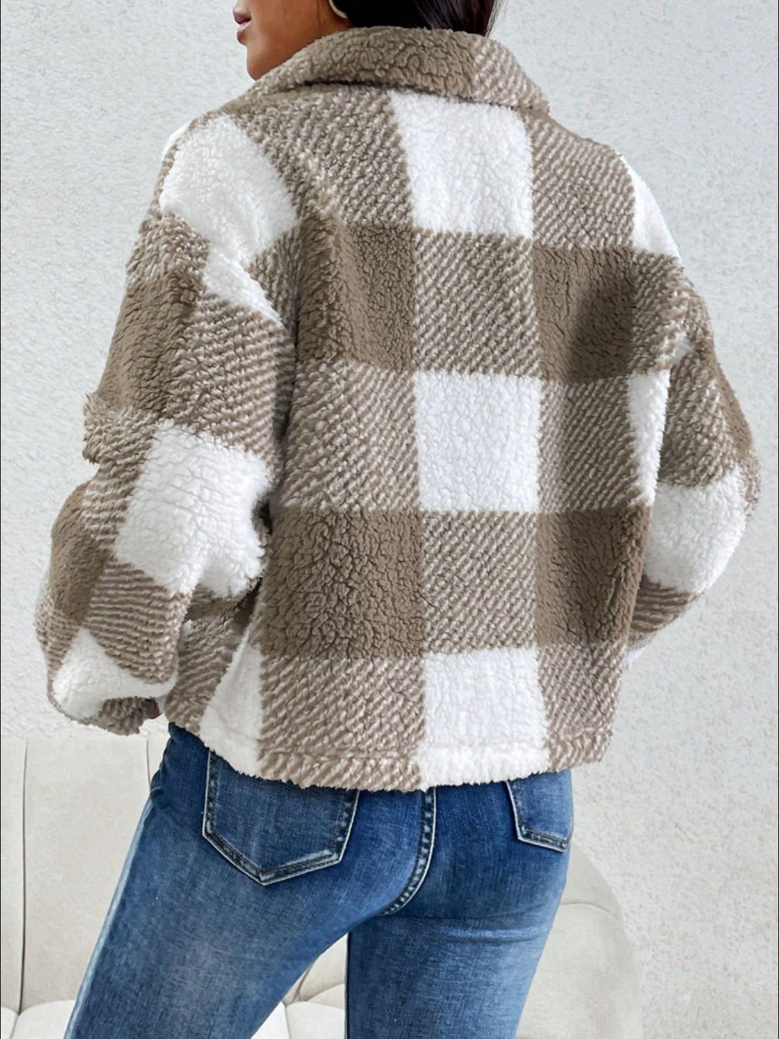 Stylish Plaid Long Sleeve Jacket with Pocket Flap - Trendy Fall & Winter Outerwear for Women - Perfect for Office, Dating & Casual Outings