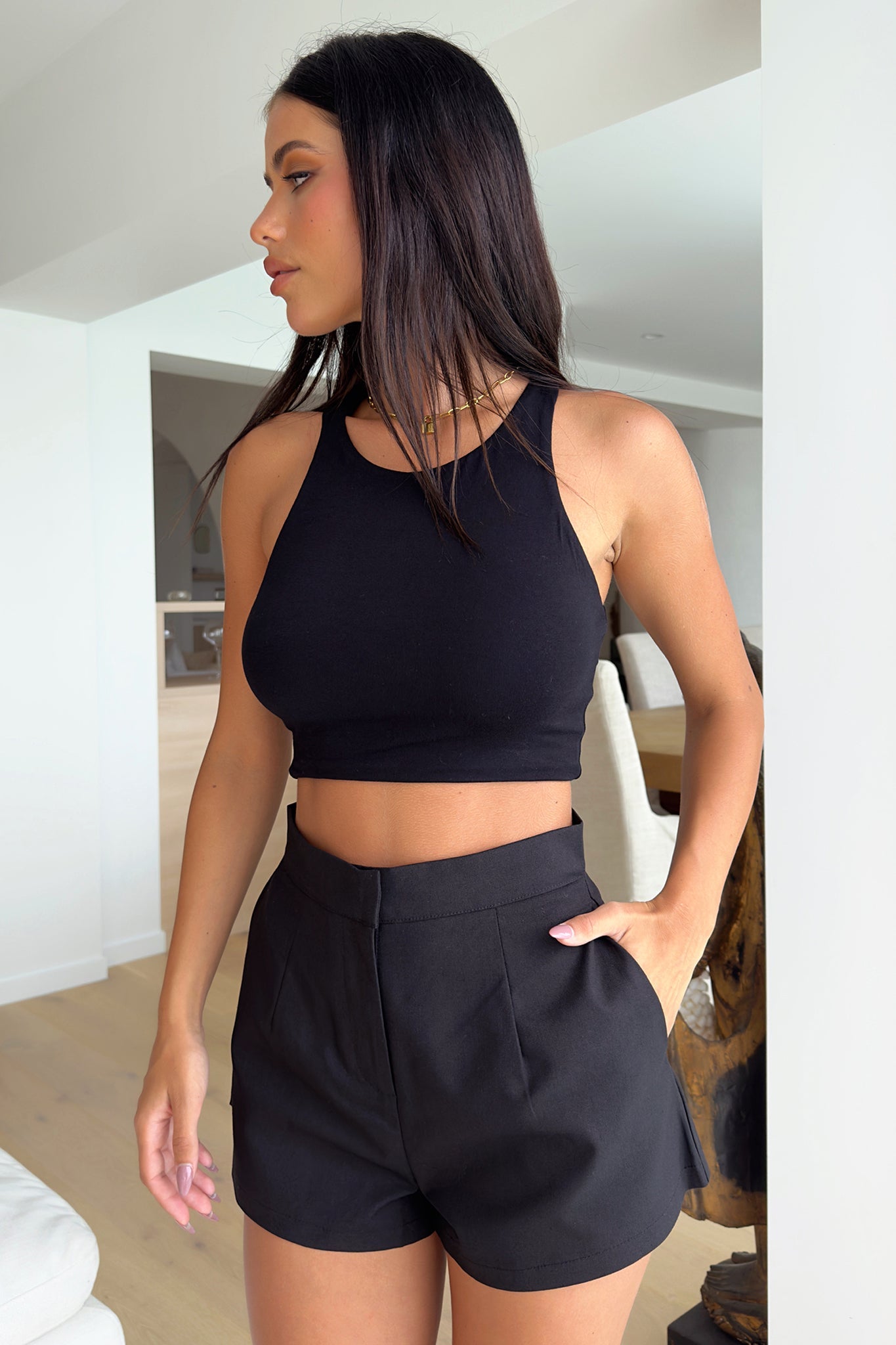Liani Crop Top Black - Women's Fashion Casual Short T-Shirt for Summer Outfits, Streetwear & Layering