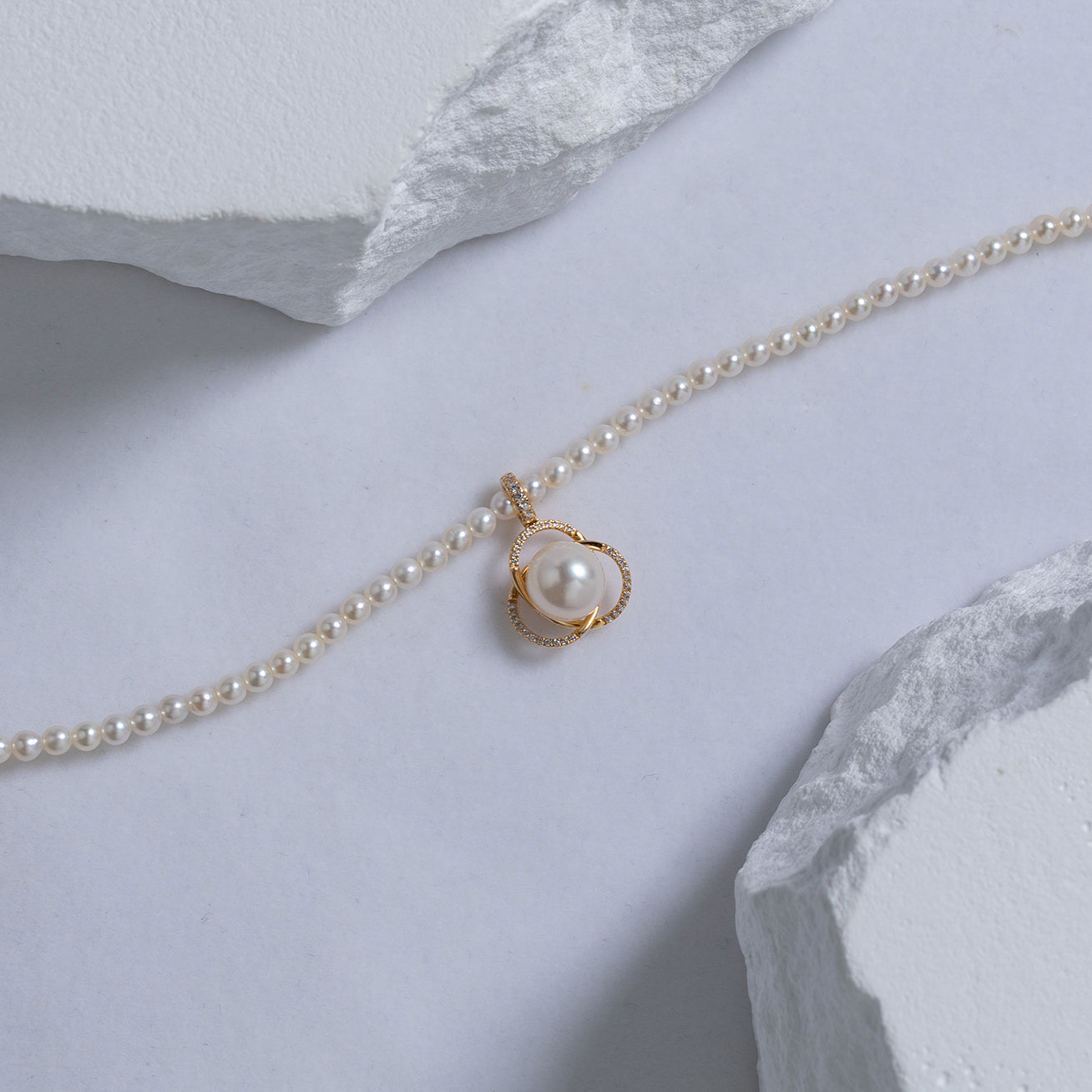 18K Solid Gold Freshwater Pearl Necklace for Women - Elegant Bridal Jewelry Gift, Wedding, Anniversary & Special Occasions | KN00103