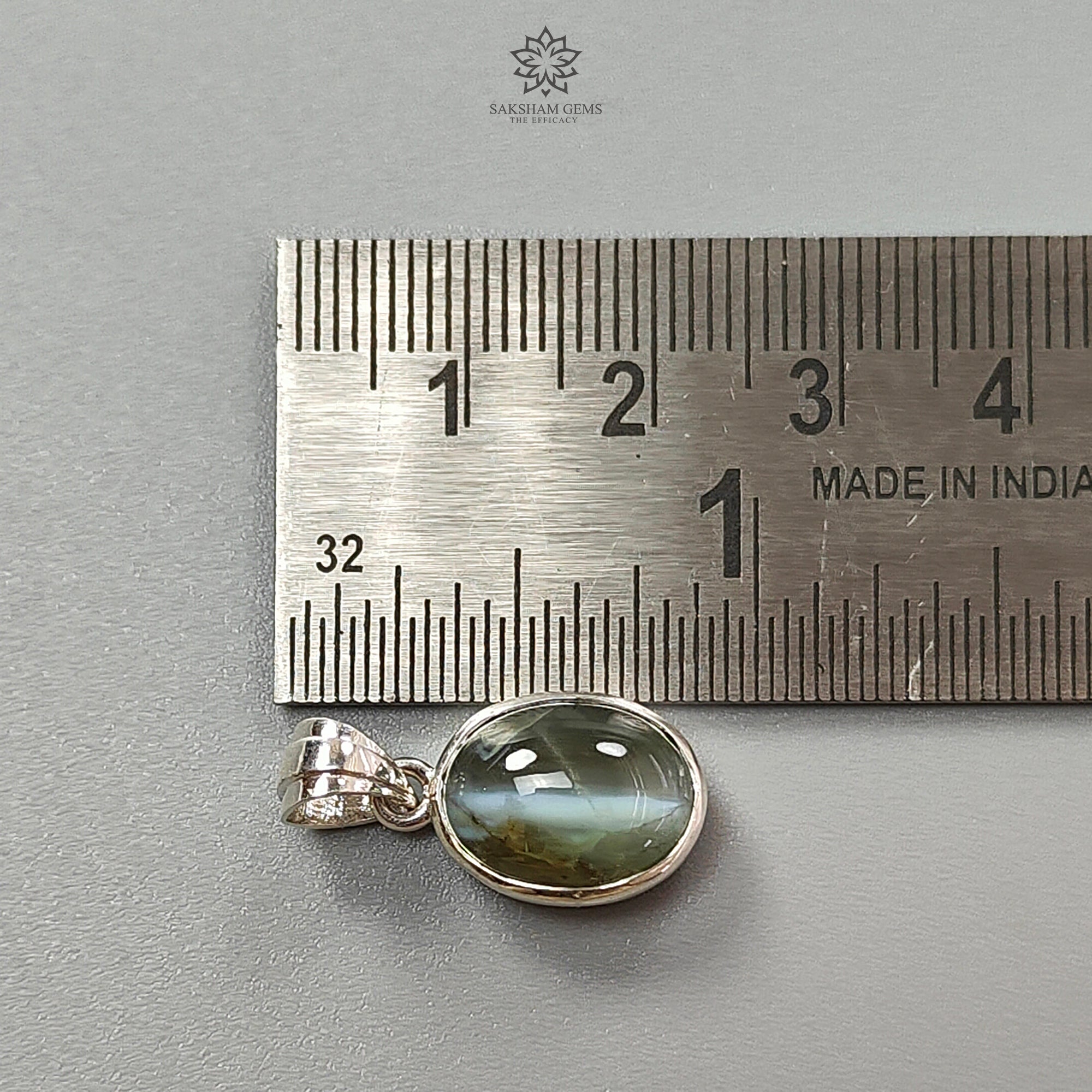 Natural Chrysoberyl Cat's Eye Silver Pendant - 3.34g Oval Cabochon Gemstone in 925 Sterling Silver Bezel Setting | Elegant Jewelry Gift for Women, Birthday, Anniversary & Special Occasions
