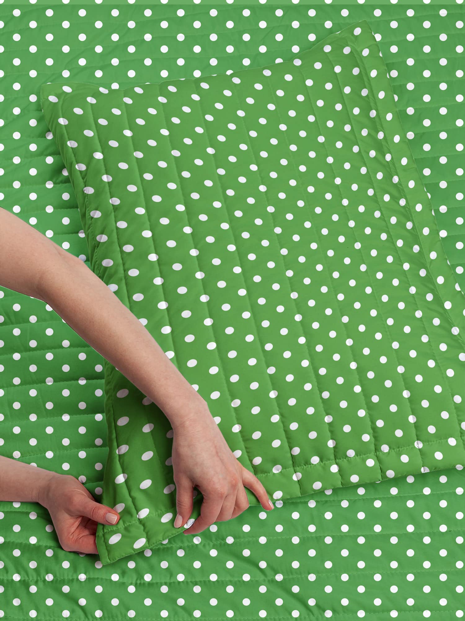 Ambesonne Polka Dot Microfiber Bedspread Set - Queen Size Fern Green & White Retro Geometric Pattern with Pillow Shams & Comforter | Soft Bedding for Cozy Bedroom Decor, Guest Room Makeover or Bohemian Style Home