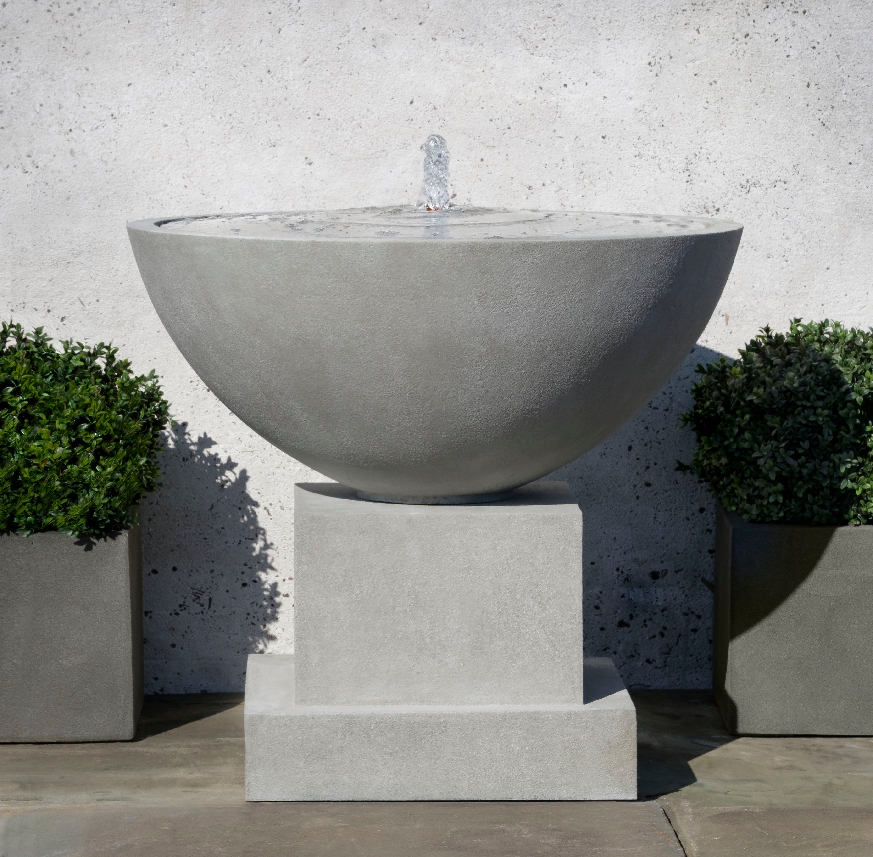 Campania International Darien Plinth Fountain - Outdoor Garden Water Feature for Patio, Yard, and Landscape Decor