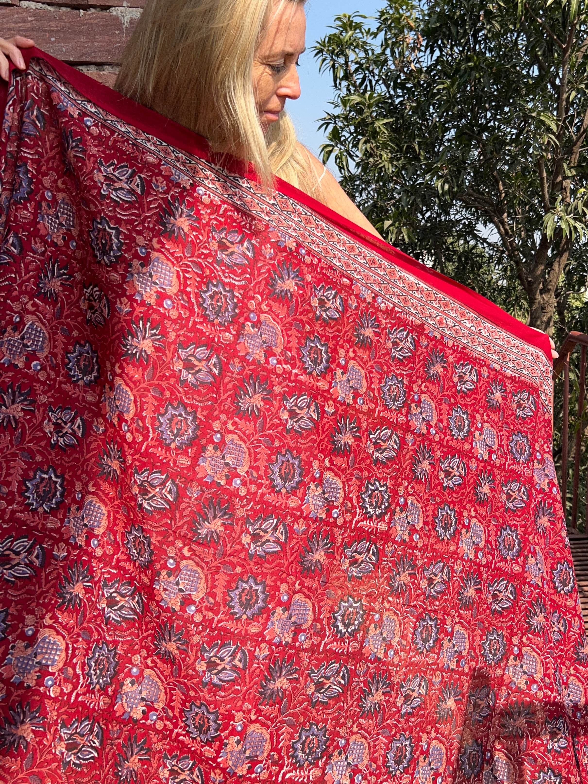2025 New Collection: Cotton Sarong, Pareo & Beach Wrap Shawl – Perfect for Beach Vacations, Poolside Lounging & Summer Fashion