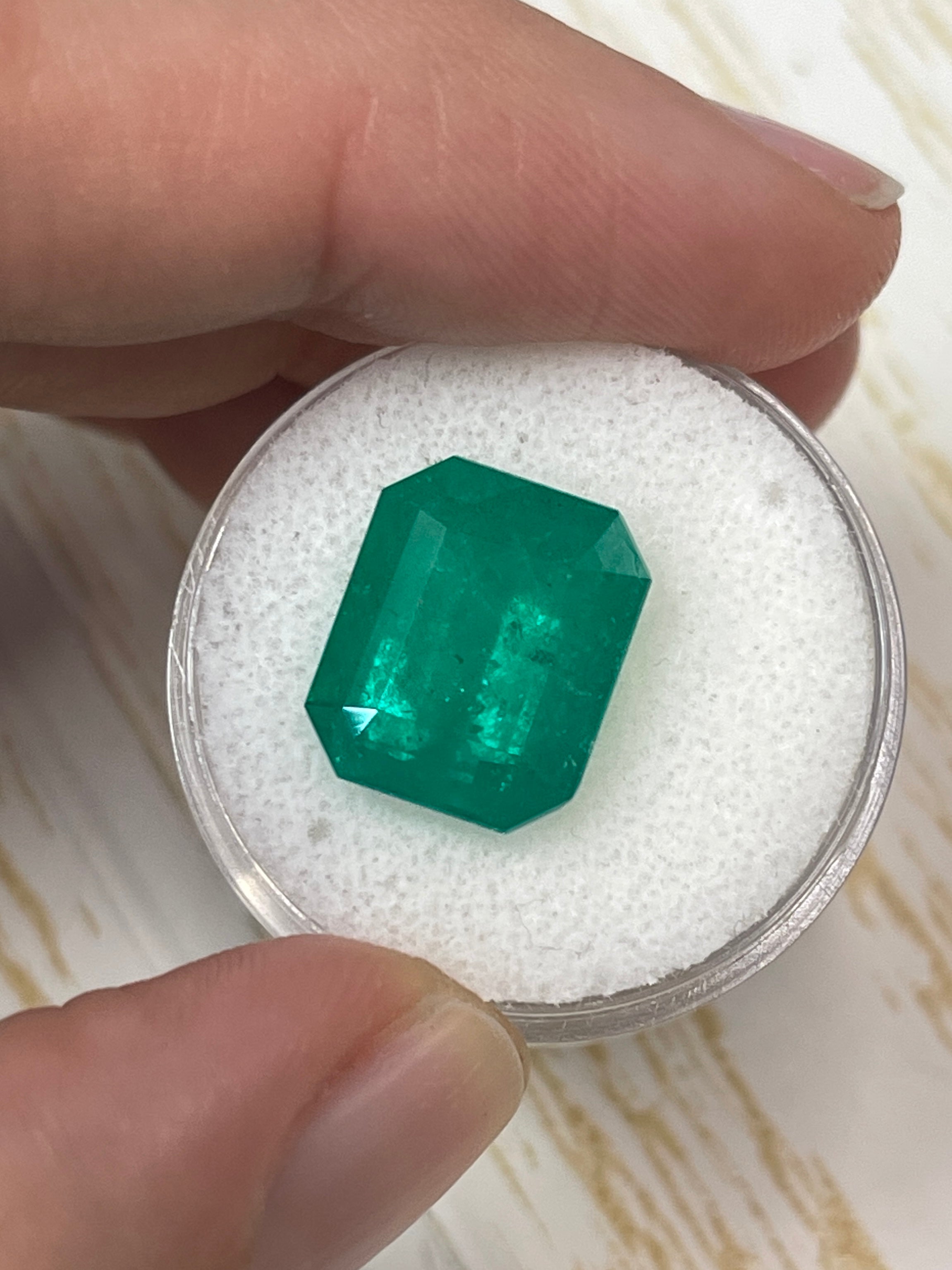 7.51 Carat 13.5x11mm Deep Forest Green Colombian Emerald - Loose Gemstone for Jewelry Making, Engagement Rings & Luxury Gifts