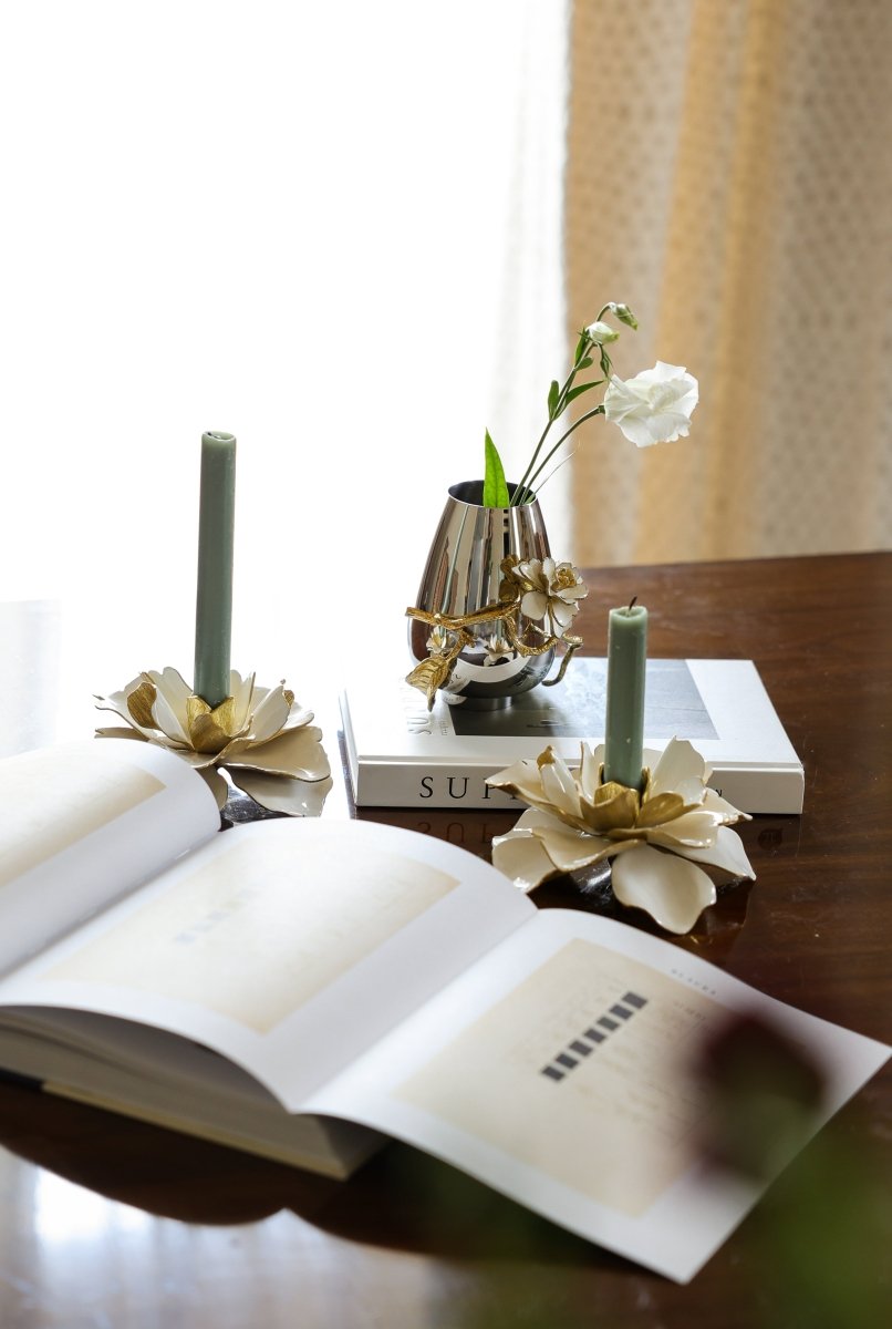 Elegant Gardenia Candle Holders Set of 2 - Perfect for Wedding Decor, Romantic Dinners & Home Aromatherapy