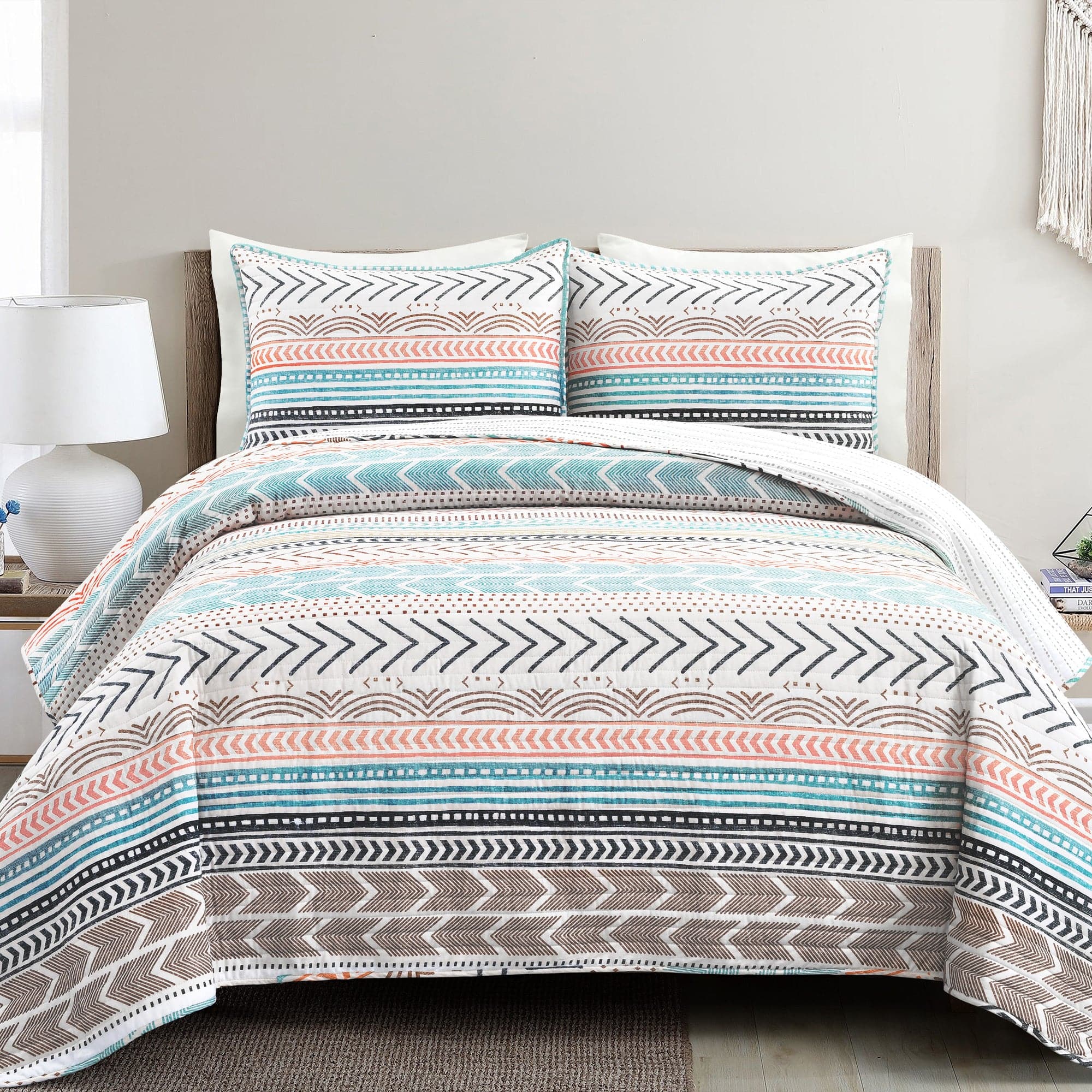 Hygge Geo Quilt 3 Piece Set - Soft Geometric Pattern Bedding for Cozy Bedroom Decor | Perfect for Master Bedroom, Guest Room & Dorm