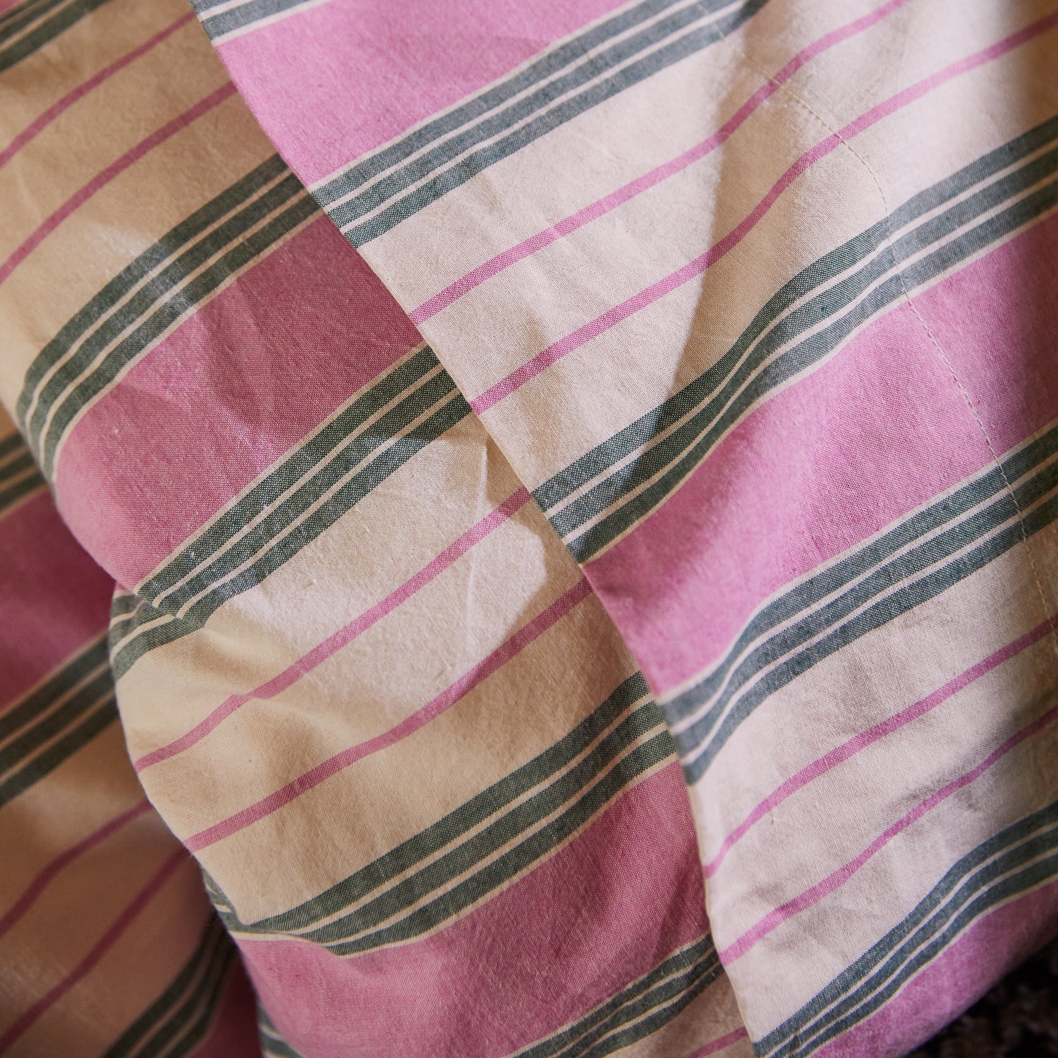 Brigitte Cotton Quilt Cover Set - Soft Premium Fuchsia Pink Bedding - Perfect for Master Bedroom, Guest Room & Cozy Home Decor
