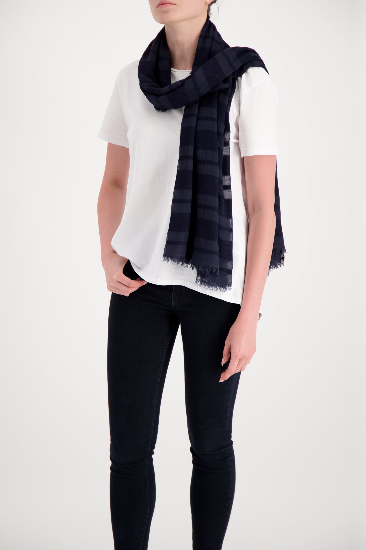 Faliero Sarti Navy Kenille Cashmere Scarf - Luxury Italian Wool Wrap for Women & Men - Perfect for Winter Fashion, Travel & Gift Giving
