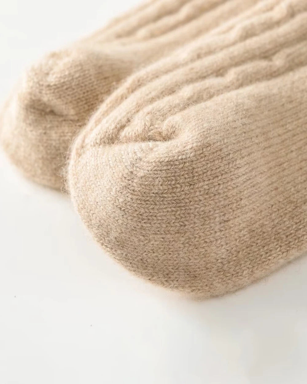 Luxury Knit Cashmere Crew Socks for Women & Men - Ultra Soft Winter Warm Socks - Perfect for Home, Office & Outdoor Activities
