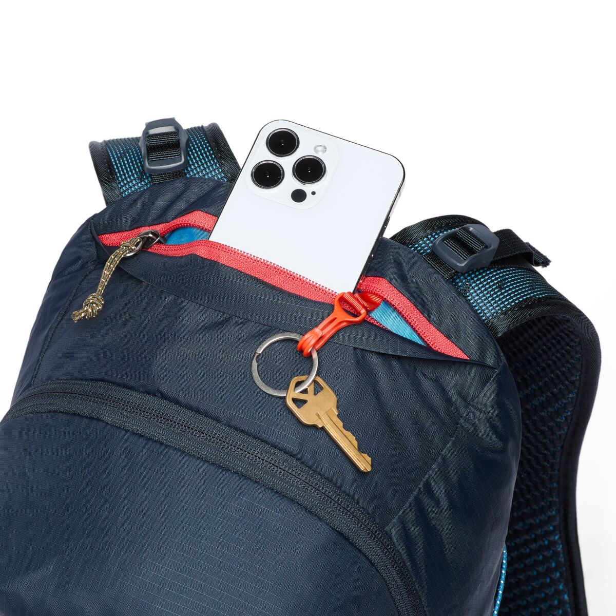 Cotopaxi Elqui 24L Backpack - Lightweight Carbon Fiber Hiking Daypack for Men & Women - Perfect for Travel, Commuting & Outdoor Adventures