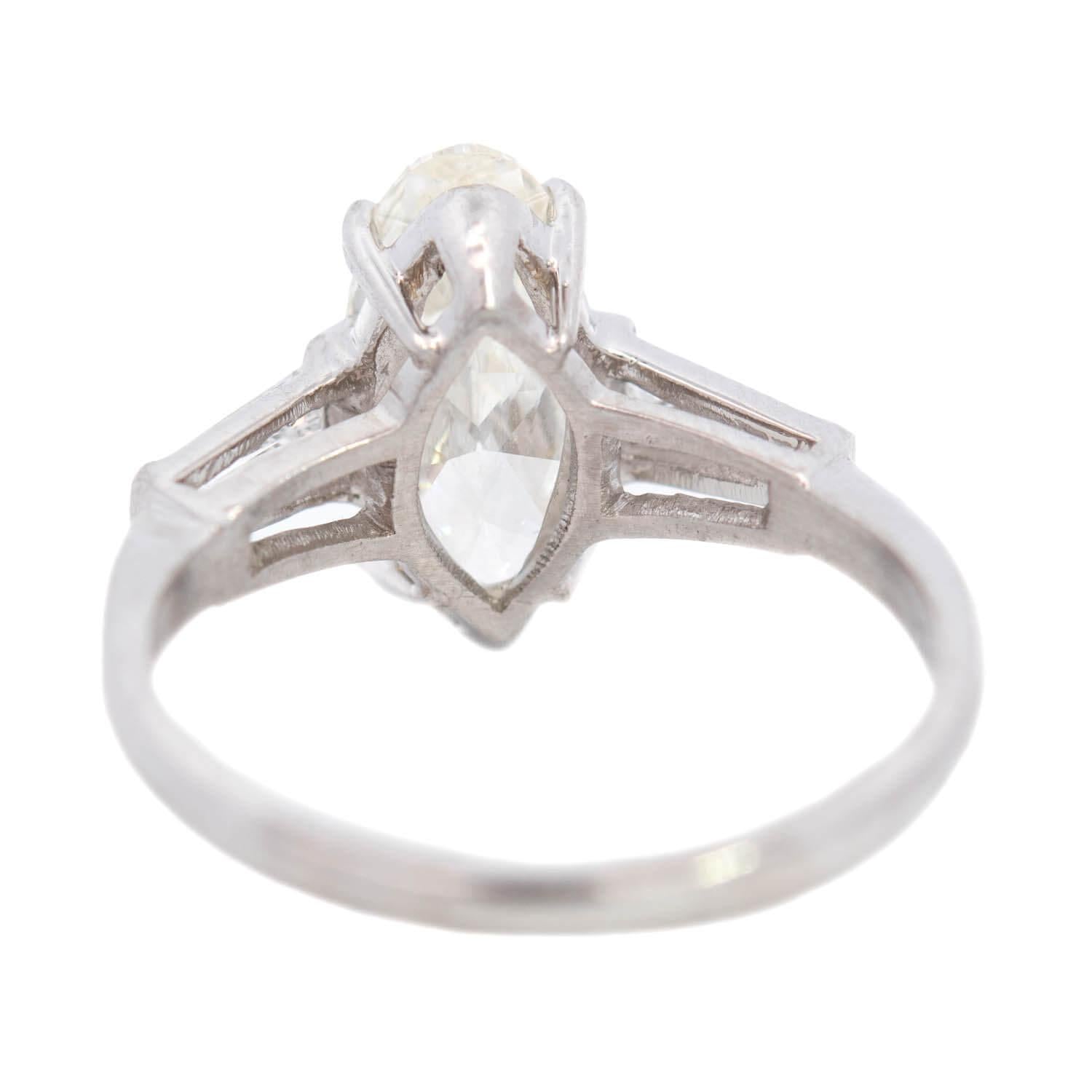 Vintage Platinum Oval-Cut Diamond Engagement Ring 2.13 Carat - Perfect for Proposals, Anniversaries & Special Occasions