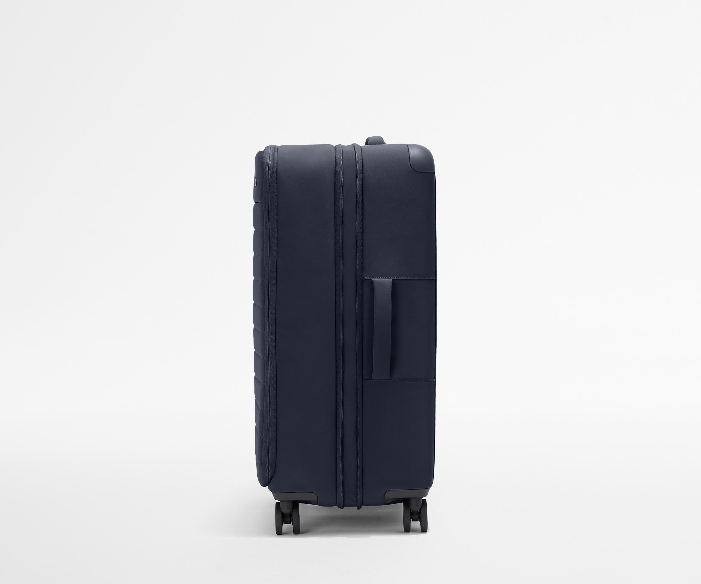 Premium Softside Large Luggage in Navy Blue – Spacious & Durable Suitcase for Travel, Business Trips & Vacations