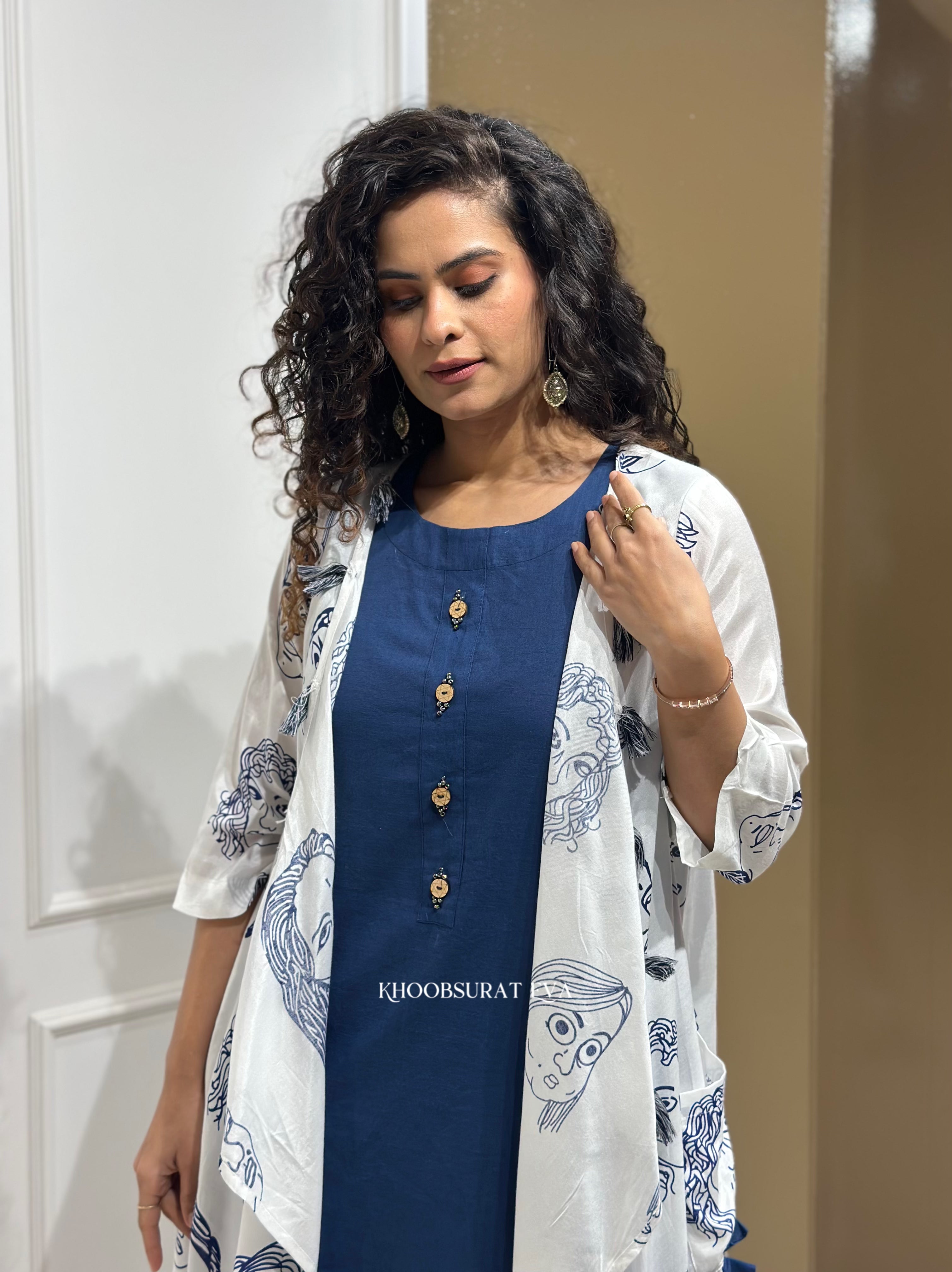 Stylish Women's Jacket and Dress Set - Fashionable Outfit Combo for Casual Wear, Office, and Date Nights