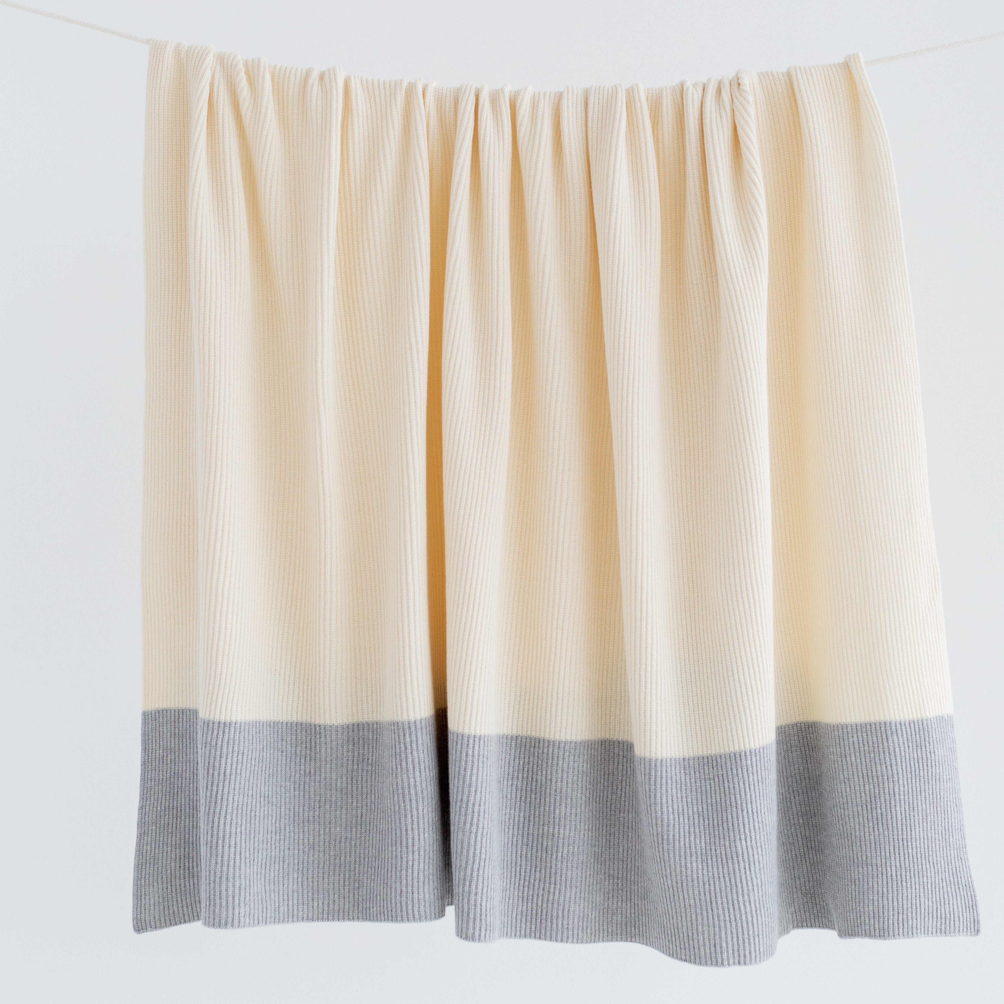 Premium 100% Natural Cotton Throw Blanket - Soft, Cozy & Breathable for Living Room, Bedroom, or Outdoor Use