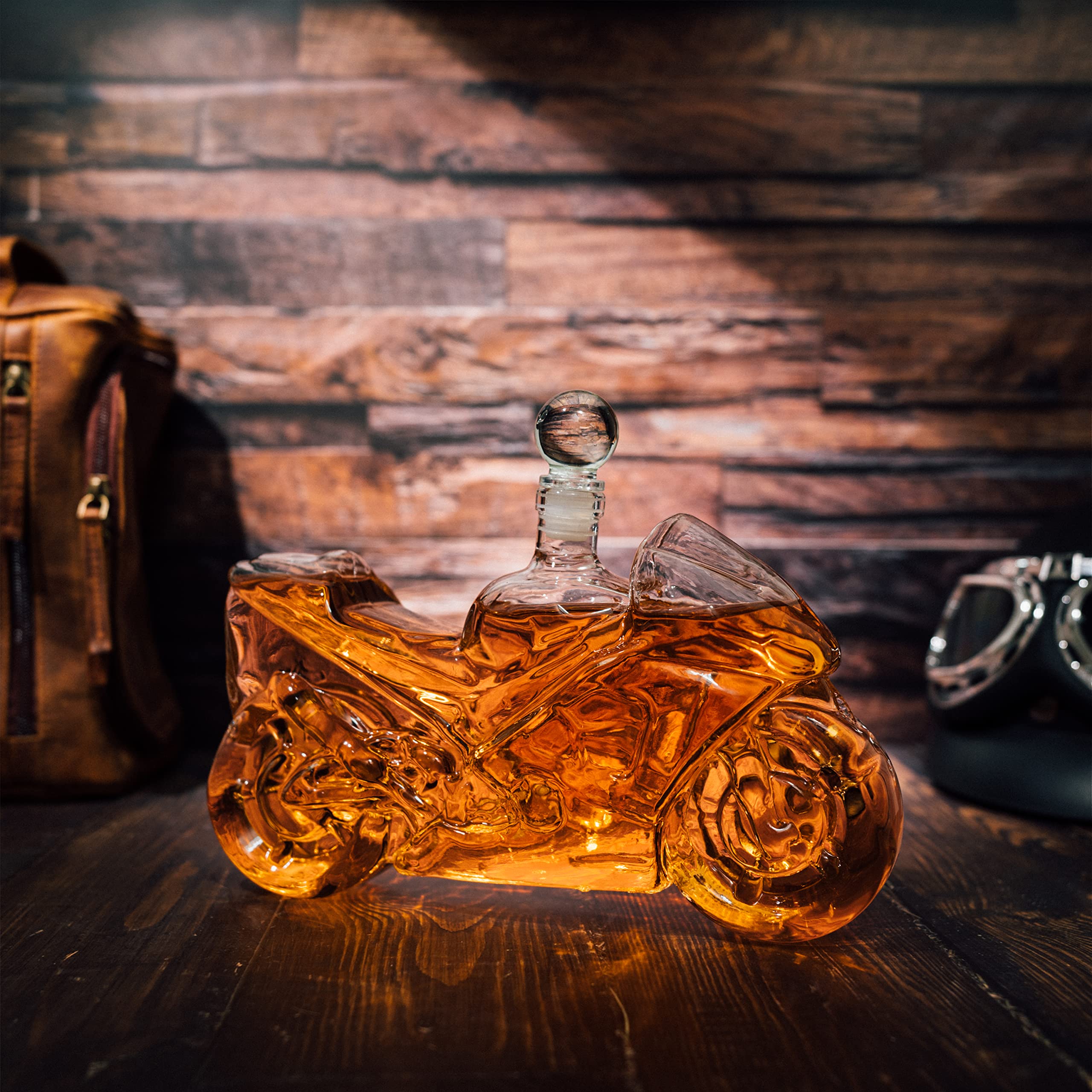 Motorcycle Whiskey Decanter & Wine Dispenser - Harley Davidson Biker Themed Gift for Men, Dad, Birthday - Perfect for Home Bar, Man Cave, and Motorcycle Enthusiasts
