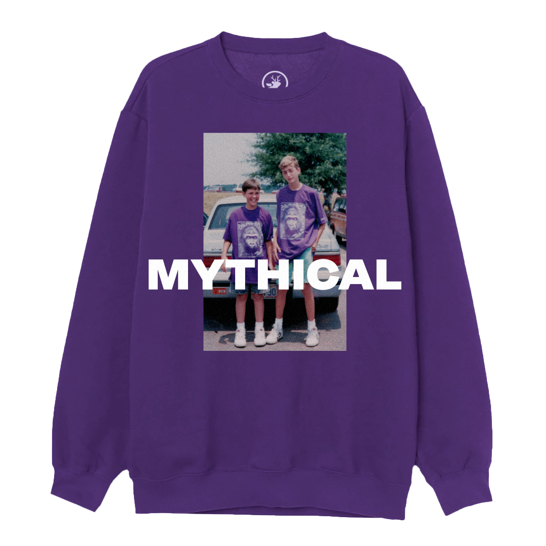 Stylish Purple Gorilla Graphic Sweatshirt for Men & Women - Soft Cotton Hoodie for Casual Wear, Street Fashion & Gifts