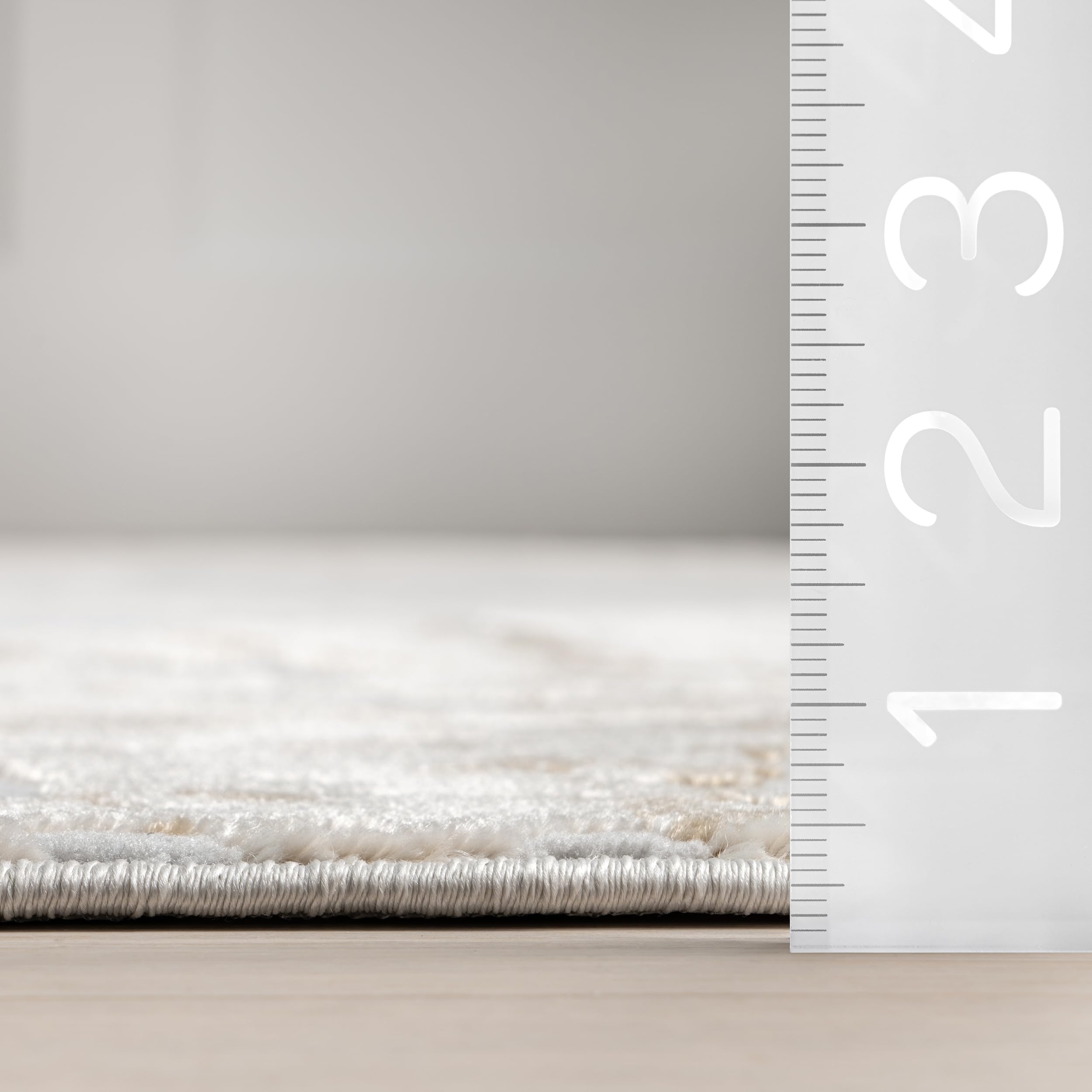 nuLOOM Chastin Modern Abstract Area Rug - 6'x6' Square Contemporary Beige & Gray Rug for Living Room, Bedroom, Dining Room - Soft & Durable Indoor Floor Decor for Home Office & Apartment