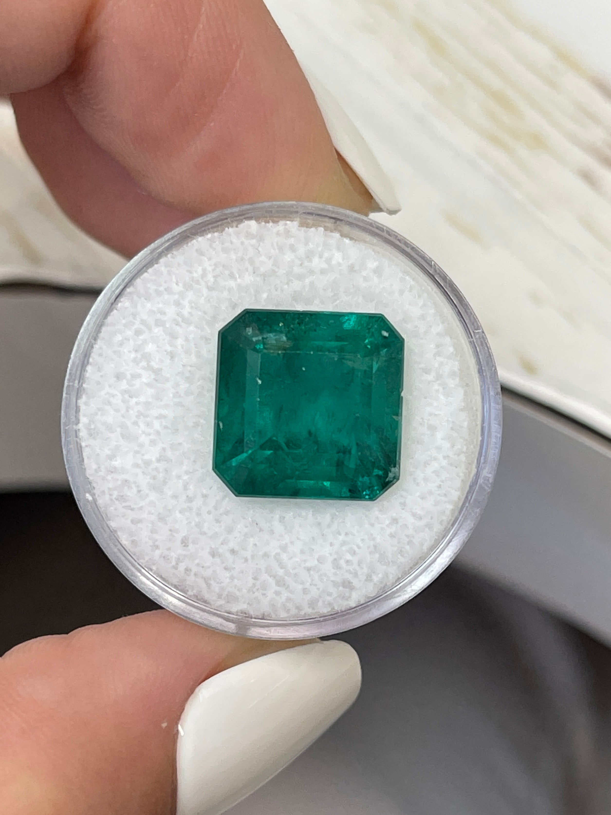 10.01 Carat Vivid Dark Green Natural Zambian Emerald - Asscher Cut Loose Gemstone for Jewelry Making, Engagement Rings & Collector's Pieces