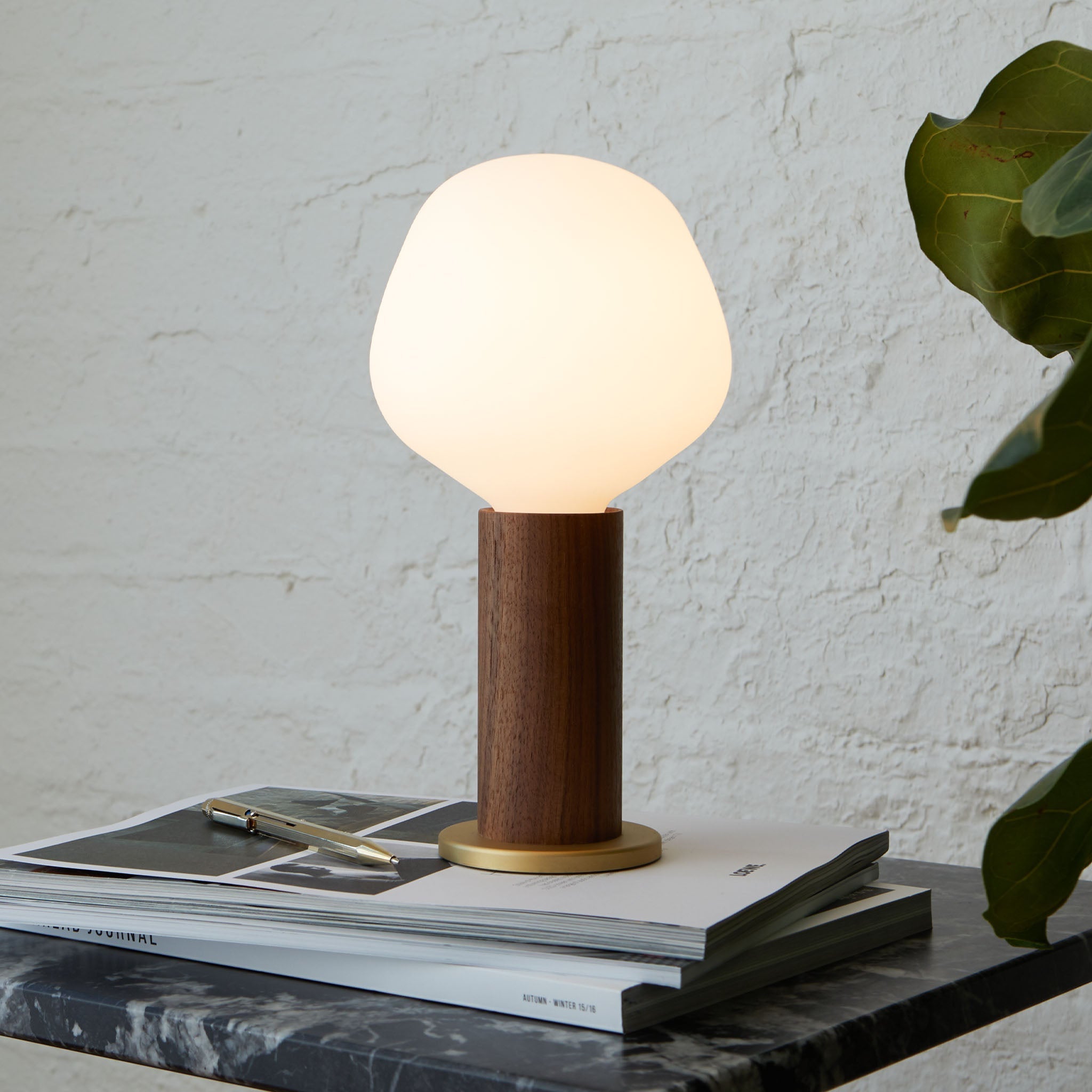 Enno E26 LED Bulb - 9W (60W Equivalent) Energy Saving Light Bulb, Warm White 2700K, Dimmable, 800 Lumens - Perfect for Bedroom, Living Room, and Office Lighting