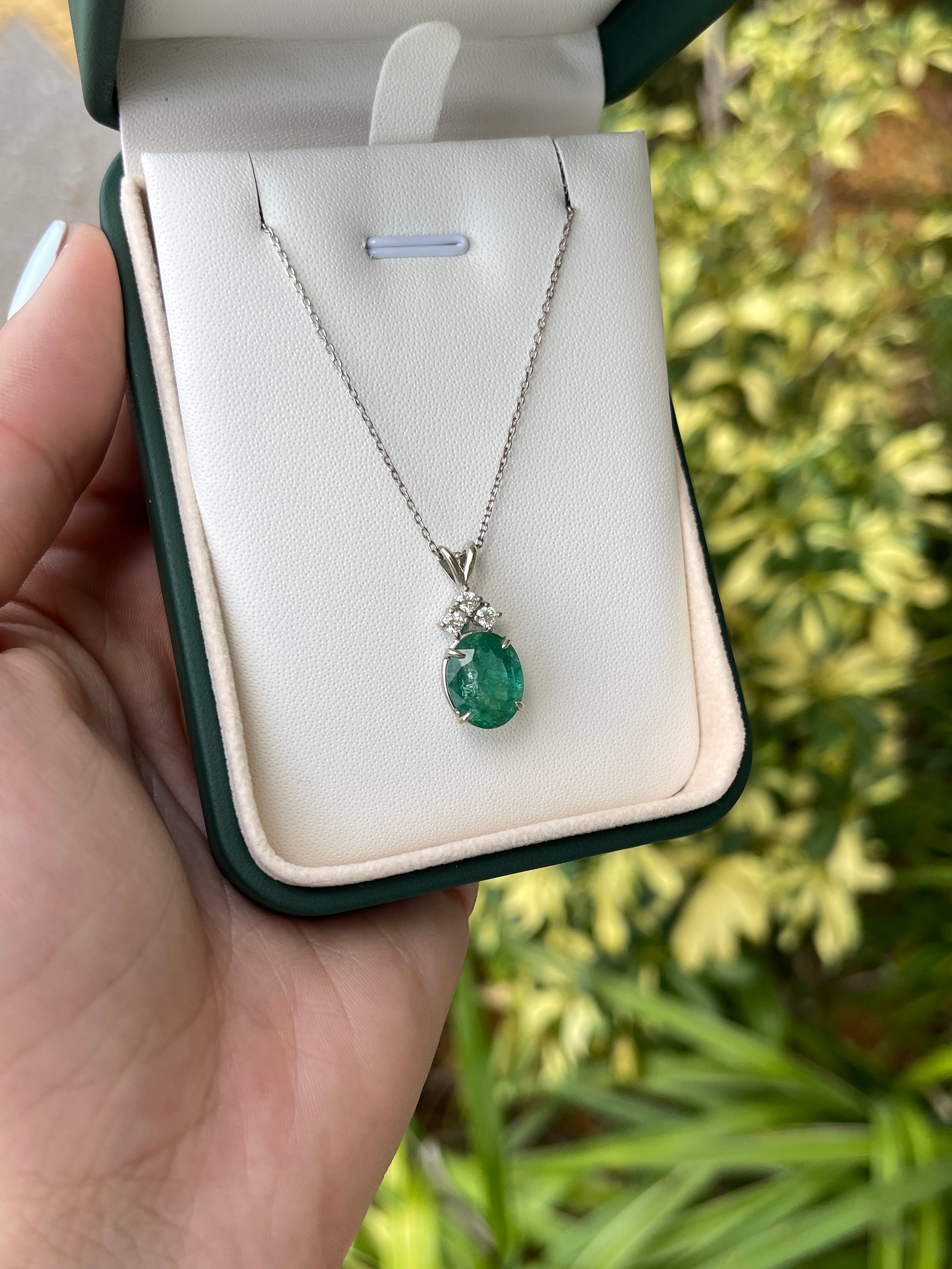 5.24 Carat Oval Emerald Solitaire Pendant Necklace in 14K Gold - Elegant Jewelry Gift for Women, Perfect for Weddings, Anniversaries & Special Occasions