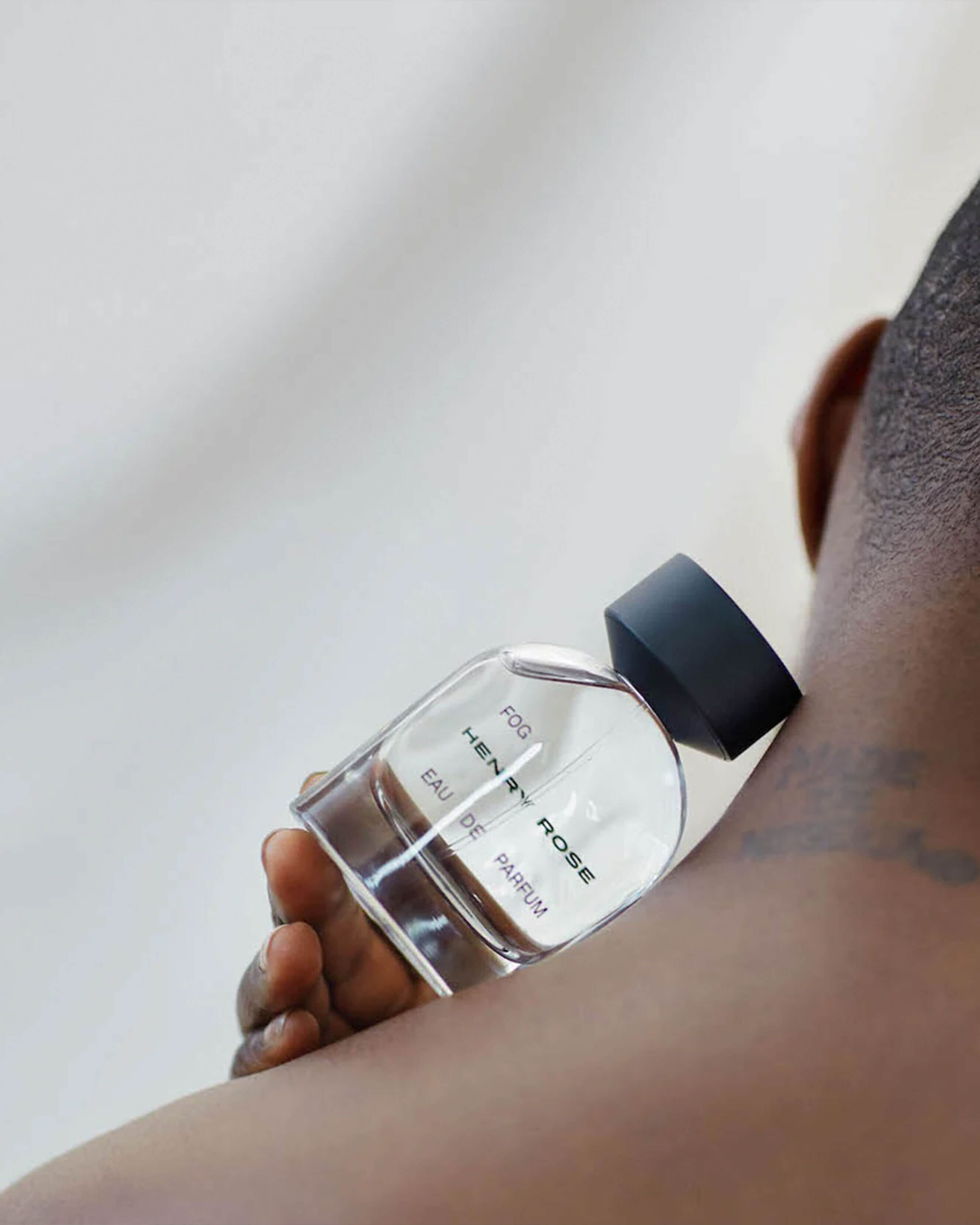 Fog Eau de Parfum for Women & Men - Long Lasting Fragrance with Fresh & Woody Notes - Perfect for Date Night, Office & Everyday Wear