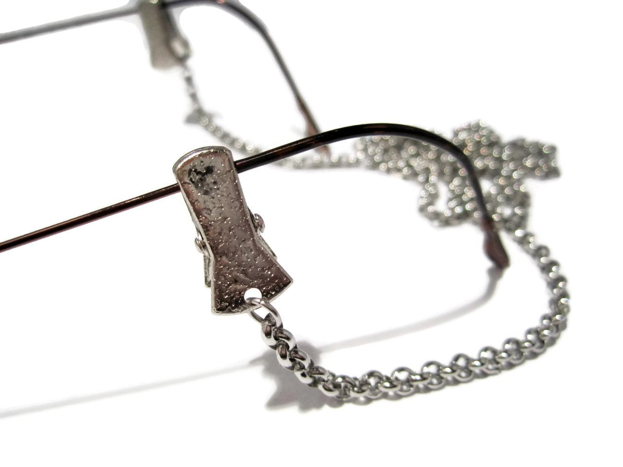 Circles Chain Clip Eyeglass Holder - Secure Glasses Holder with Strong Clip Grips for Reading, Driving & Outdoor Activities