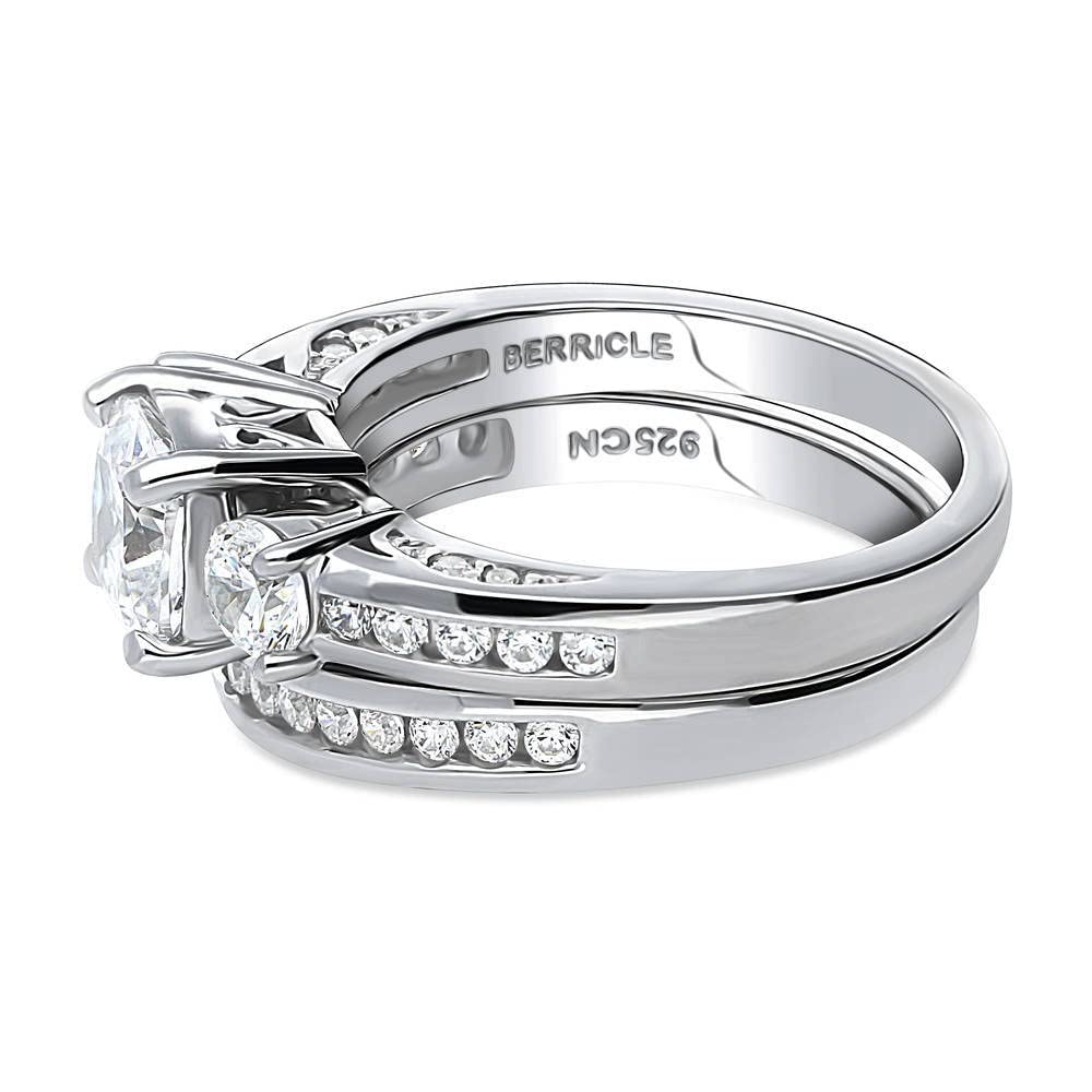 BERRICLE Sterling Silver 3-Stone Wedding & Engagement Ring Set 1.5 Carat Cushion Cut Cubic Zirconia CZ for Women, Rhodium Plated Size 4-10 - Perfect for Proposals, Anniversaries & Bridal Jewelry Gifts