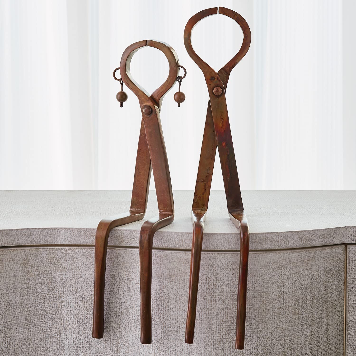 Iron Sitting Couple Statue - Modern Home Decor Sculpture for Living Room, Garden, Office Desk & Wedding Gift